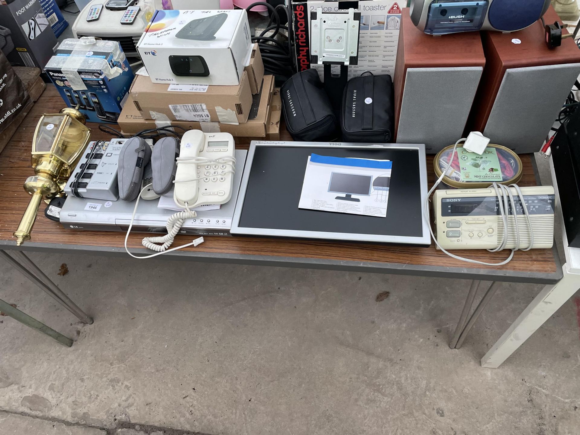 AN ASSORTMENT OF ITEMS TO INCLUDE SONY SPEAKERS, A DELL MLONITOR AND TELEPHONE ETC