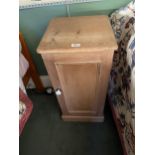 A PINE POT CUPBOARD WITH SINGLE DOOR