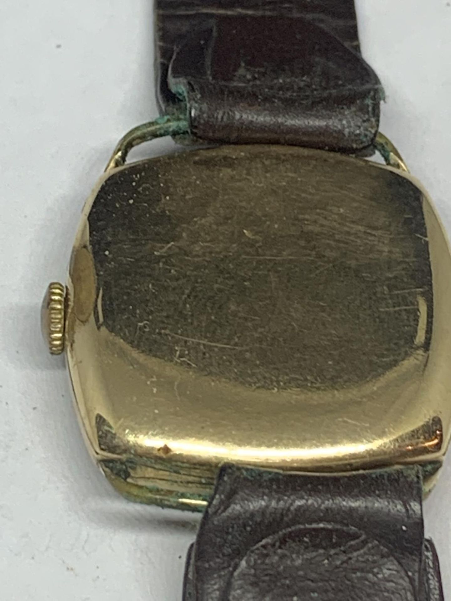 A VINTAGE CYMA GOLD PLATED WRIST WATCH SEEN WORKING BUT NO WARRANTY - Image 4 of 4