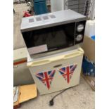 A MORPHY RICHARDS 800 WATT MICROWAVE AND AN ICE KING COUNTER TOP FRIDGE