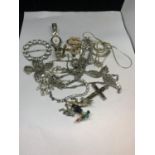 A QUANTITY OF WHITE METAL COSTUME JEWELLERY TO INCLUDE DIAMONTE EXAMPLES