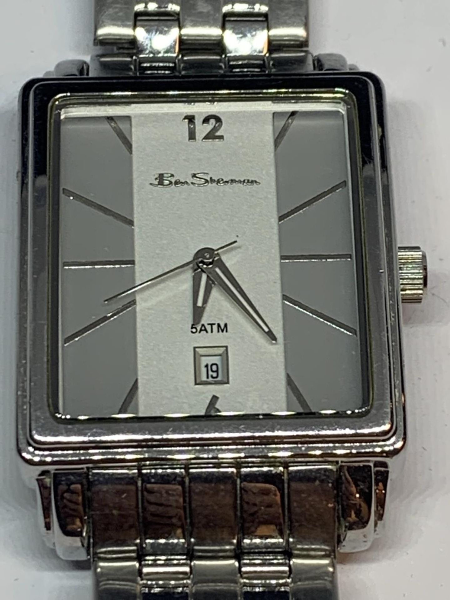 A BEN SHERMAN WRSIT WATCH SEEN WORKING BUT NO WARRANTY