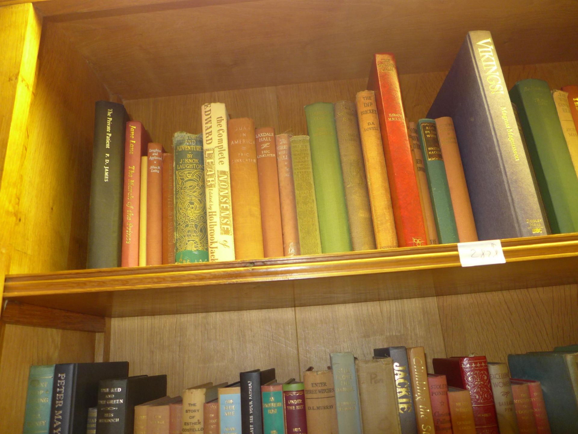 SEVENTY SIX BOOKS TO INCLUDE FIRST EDITIONS BY ARTHUR RANSOME, VIKINGS ETC - Image 6 of 7