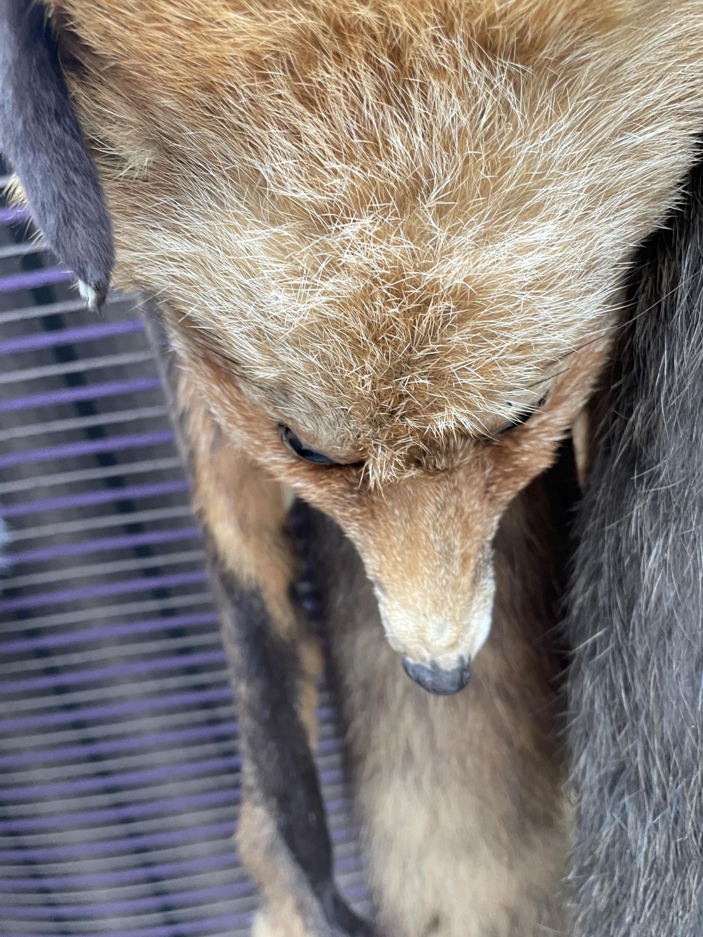 TWO FAUX FUR LADIES JACKETS AND A NUMBER OF FUR STOLES - Image 3 of 7