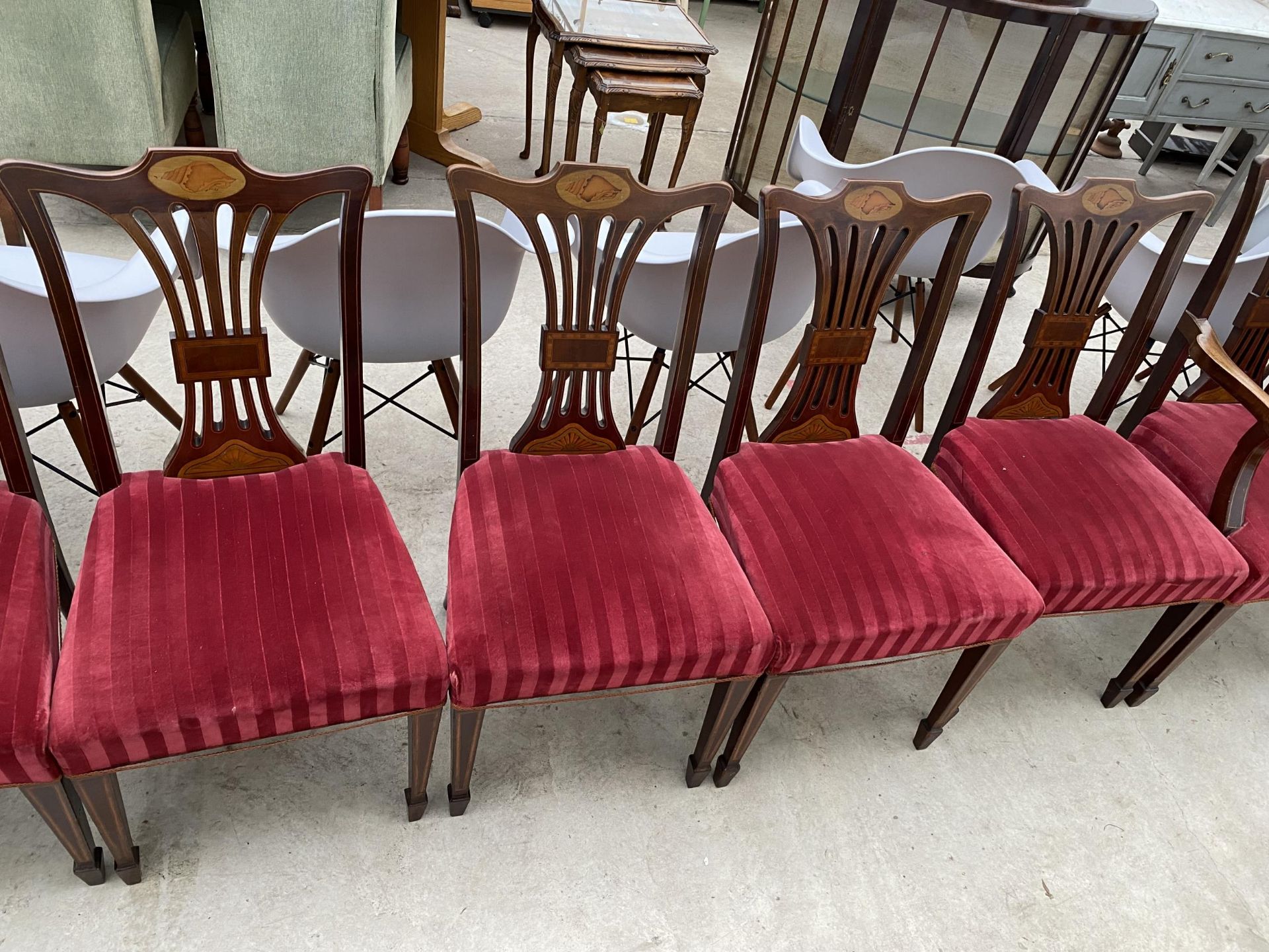 A SET OF EIGHT EDWARDIAN MAHOGANY AND SHELL INLAID CHAIRS, TWO BEING CARVERS - Image 4 of 5