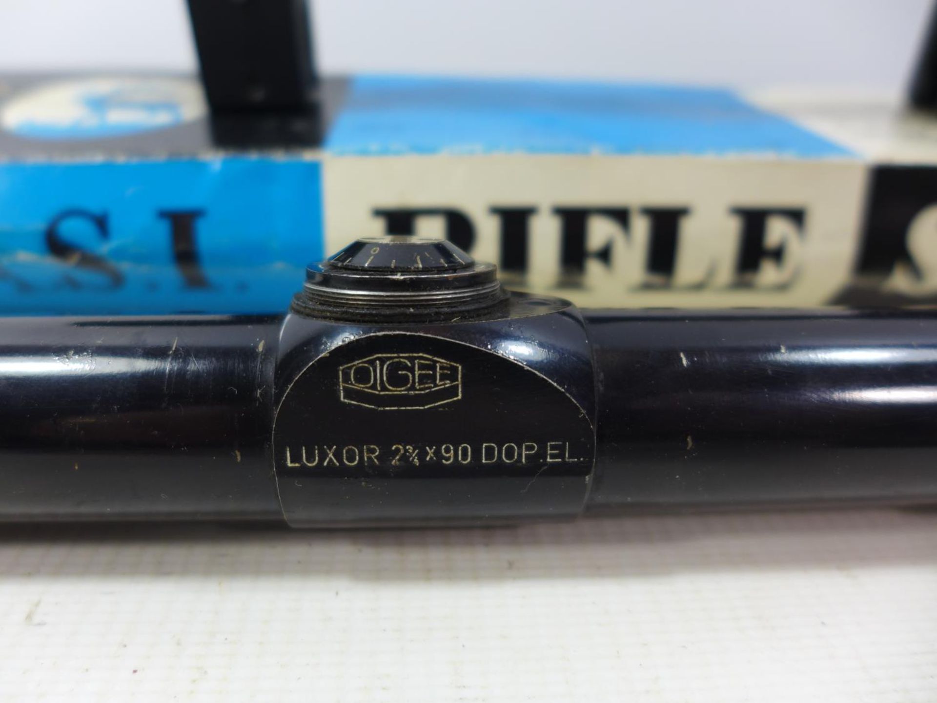 A BOXED A.S.I. 4 X 20 TELESCOPIC SIGHT AND A OIGEE LUXOR 2 3/4 X 90 SIGHT (2) - Image 3 of 3
