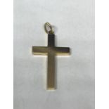 A 18 CARAT GOLD CROSS GROSS WEIGHT 4.0 GRAMS