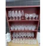 AN ASSORTMENT OF CUT GLASS WARE TO INCLUDE BRANDY BALLOONS, TUMBLERS AND SHERRY GLASSES ETC