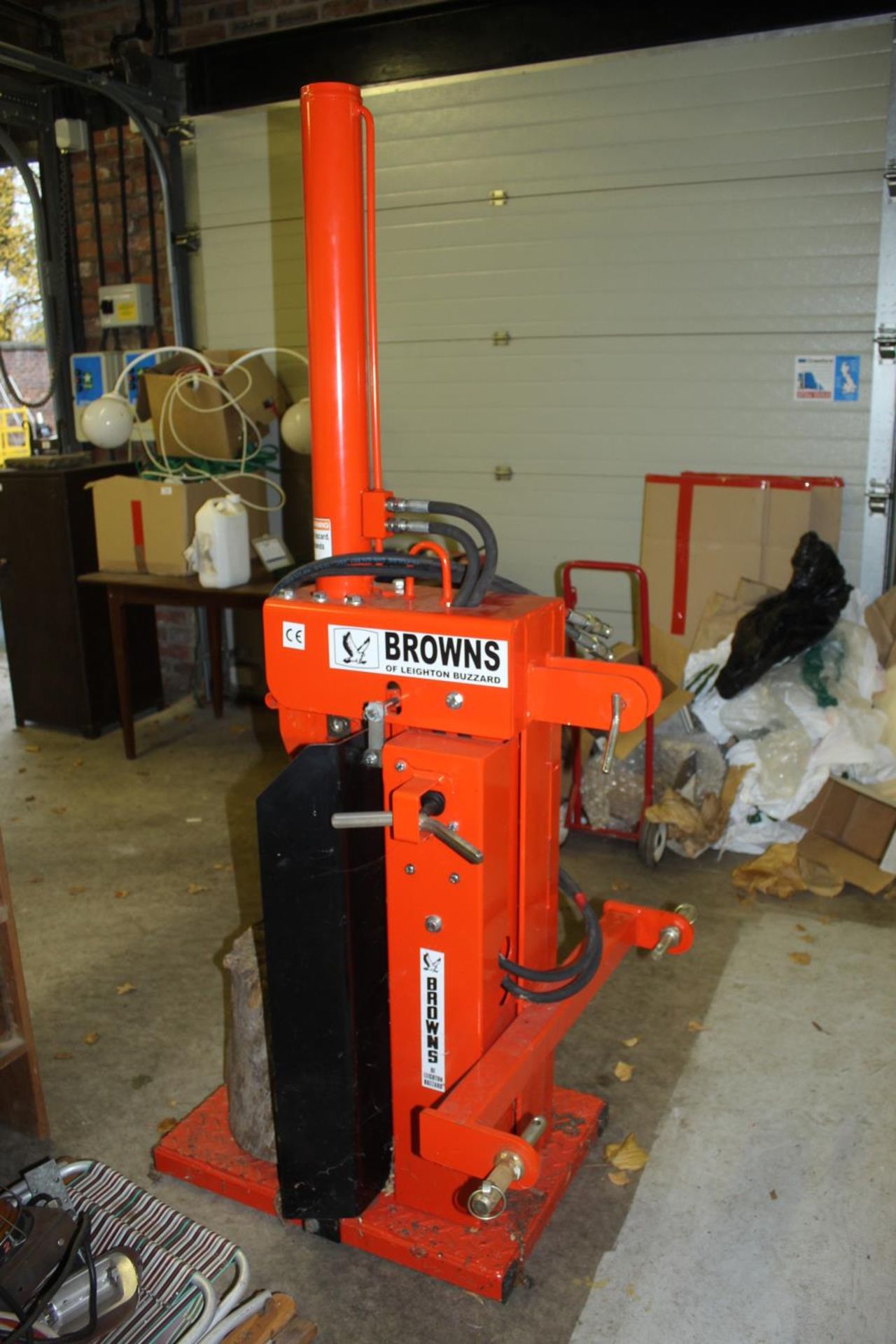 A BROWNS TRACTOR MOUNTED LOG SPLITTER - NO VAT - Image 3 of 3