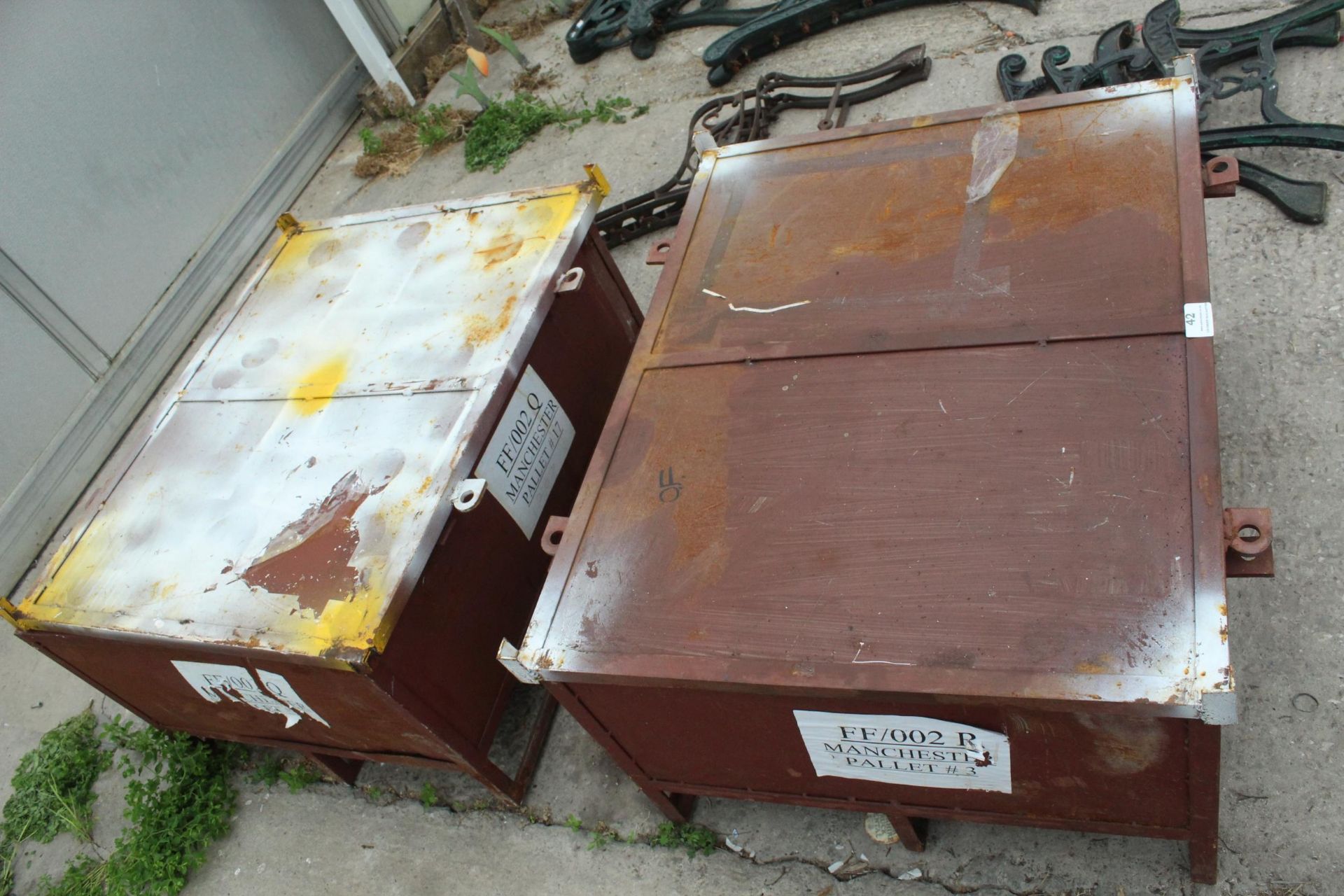 2 LOCKABLE TOOL BOX + VAT - Bild 2 aus 2