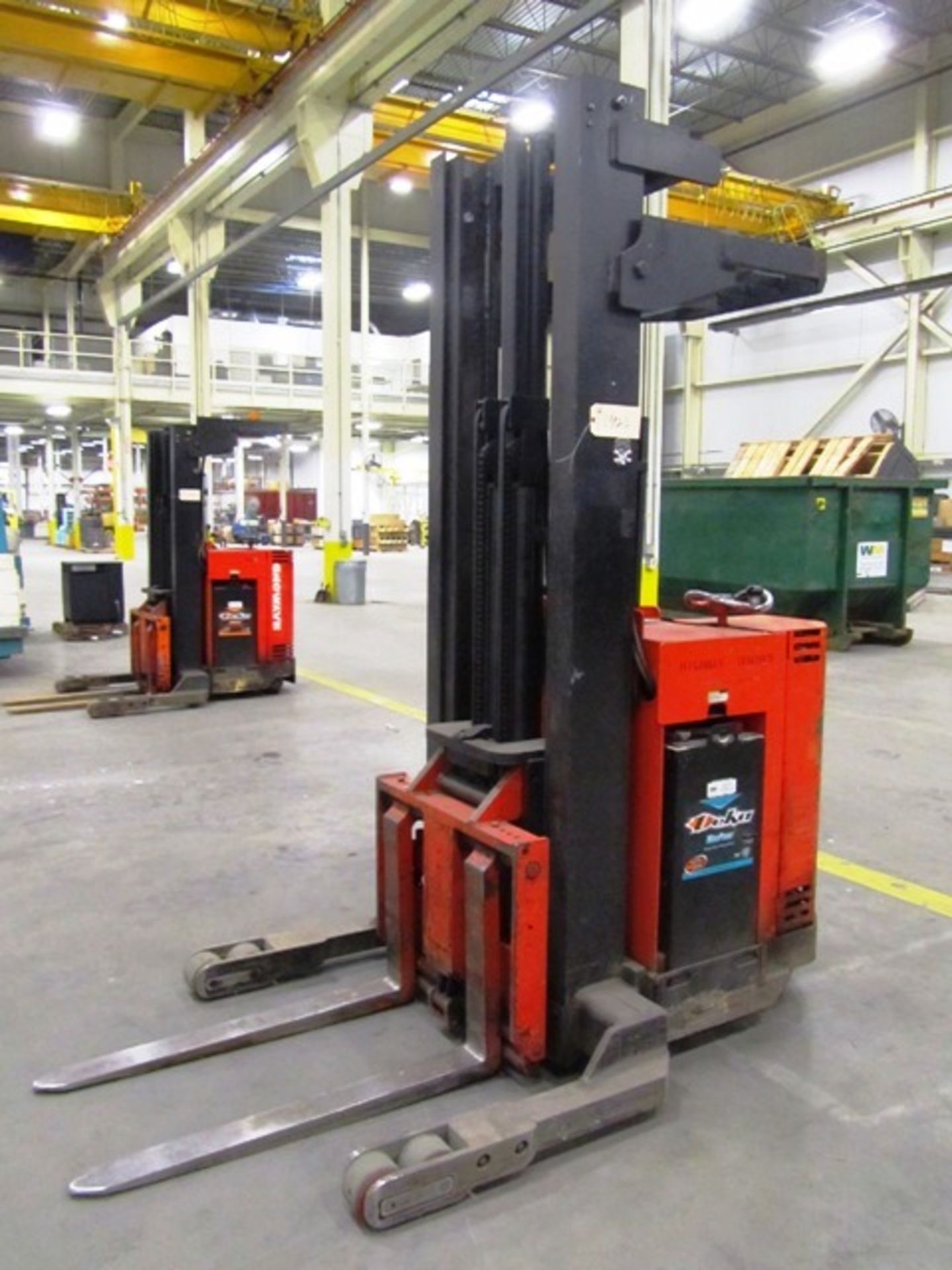 Raymond Model 2OI-R4OTT 4,000lb Capacity Stand Up Type Electric Forklift