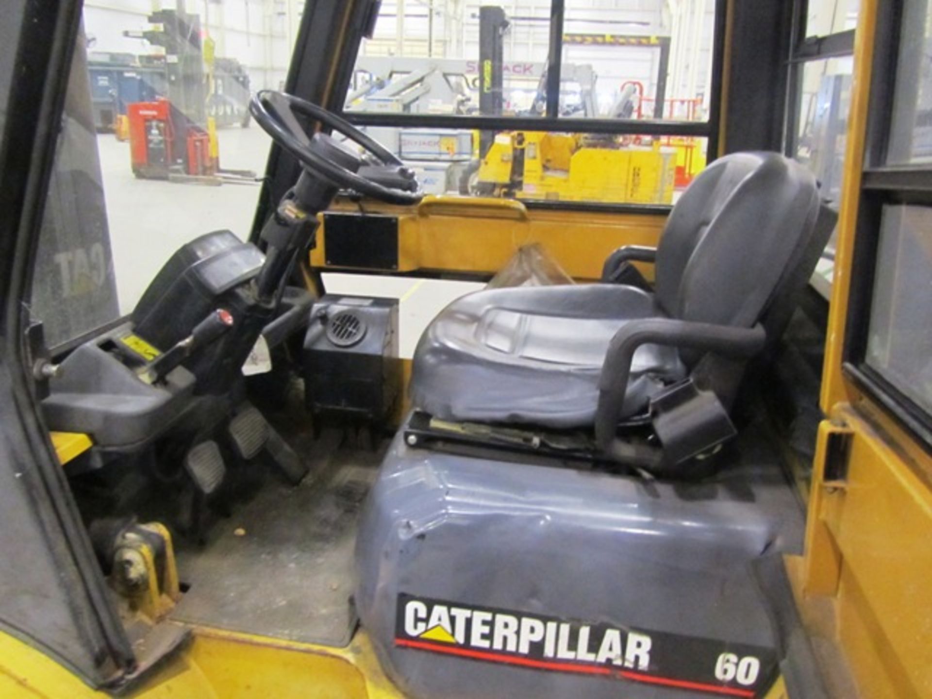 Caterpillar Model GP30 6,000lb Capacity Propane Forklift - Image 4 of 4