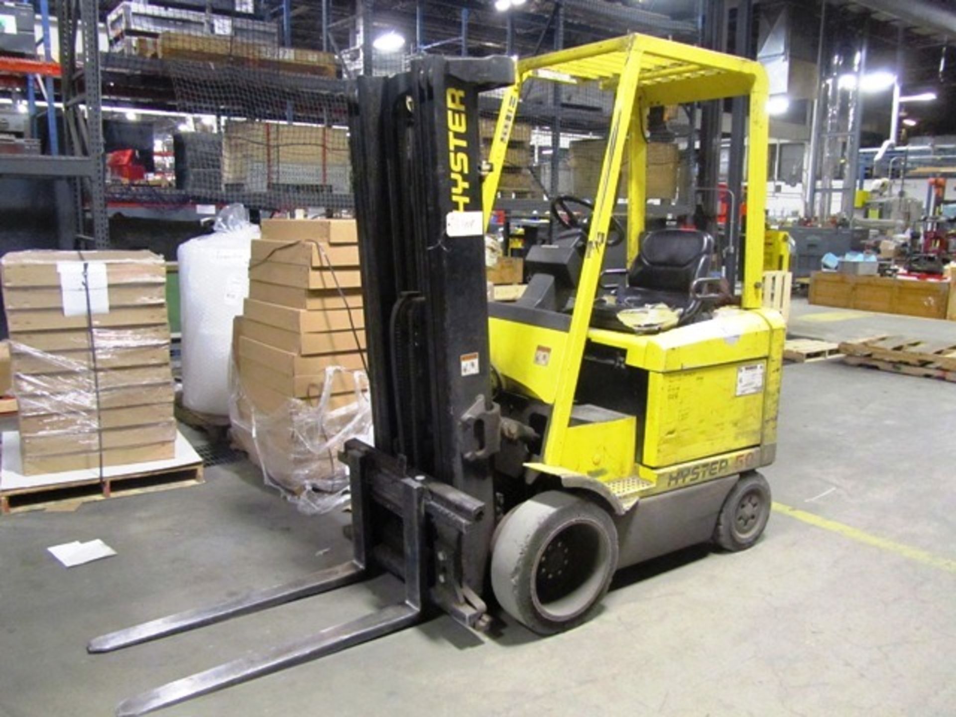 Hyster Model E50XM-27 3,000lb Capacity Electric Forklift