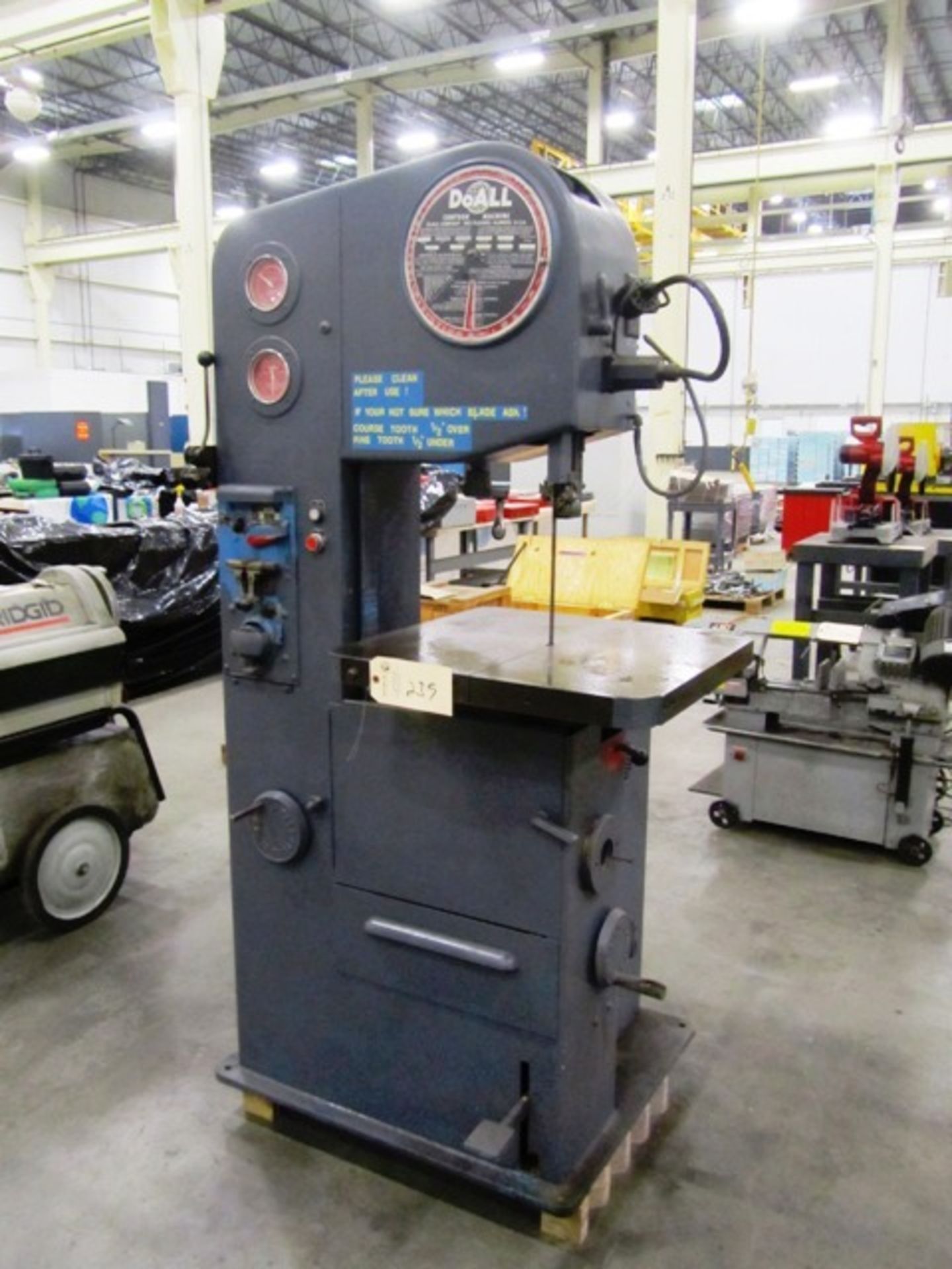 DoAll Model 16-12 16'' Vertical Band Saw