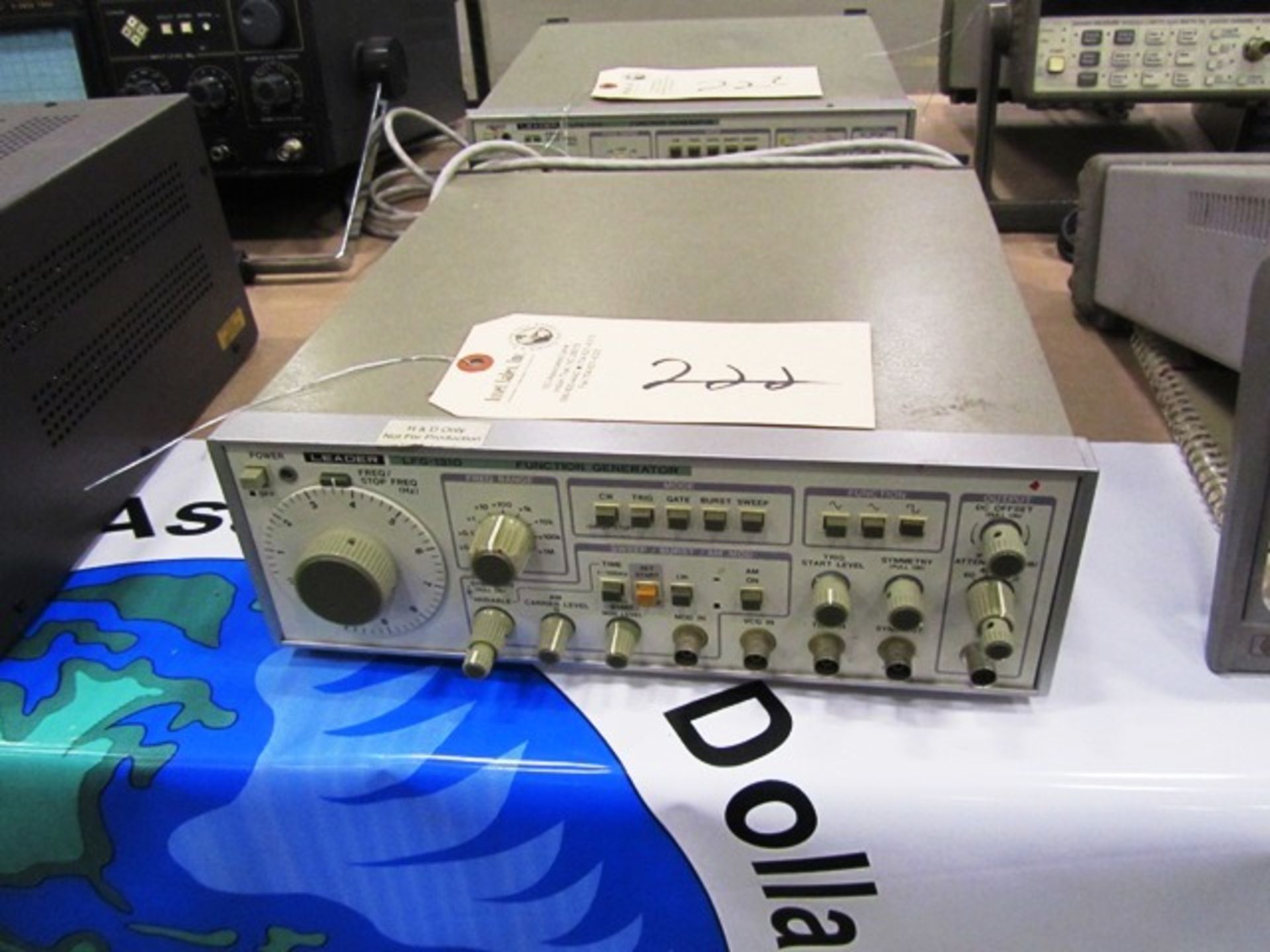 Leader LFG-1310 Function Generator