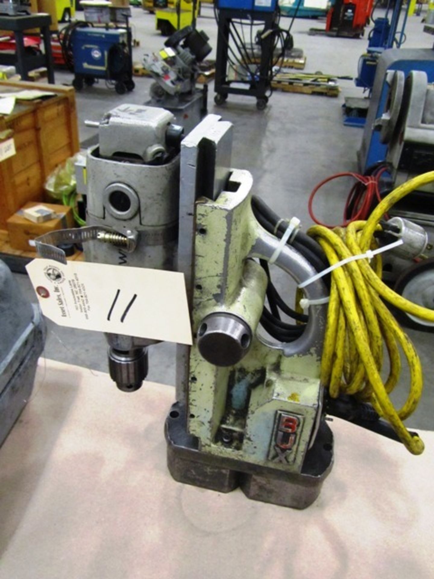 Bux Magnetic Base Drill