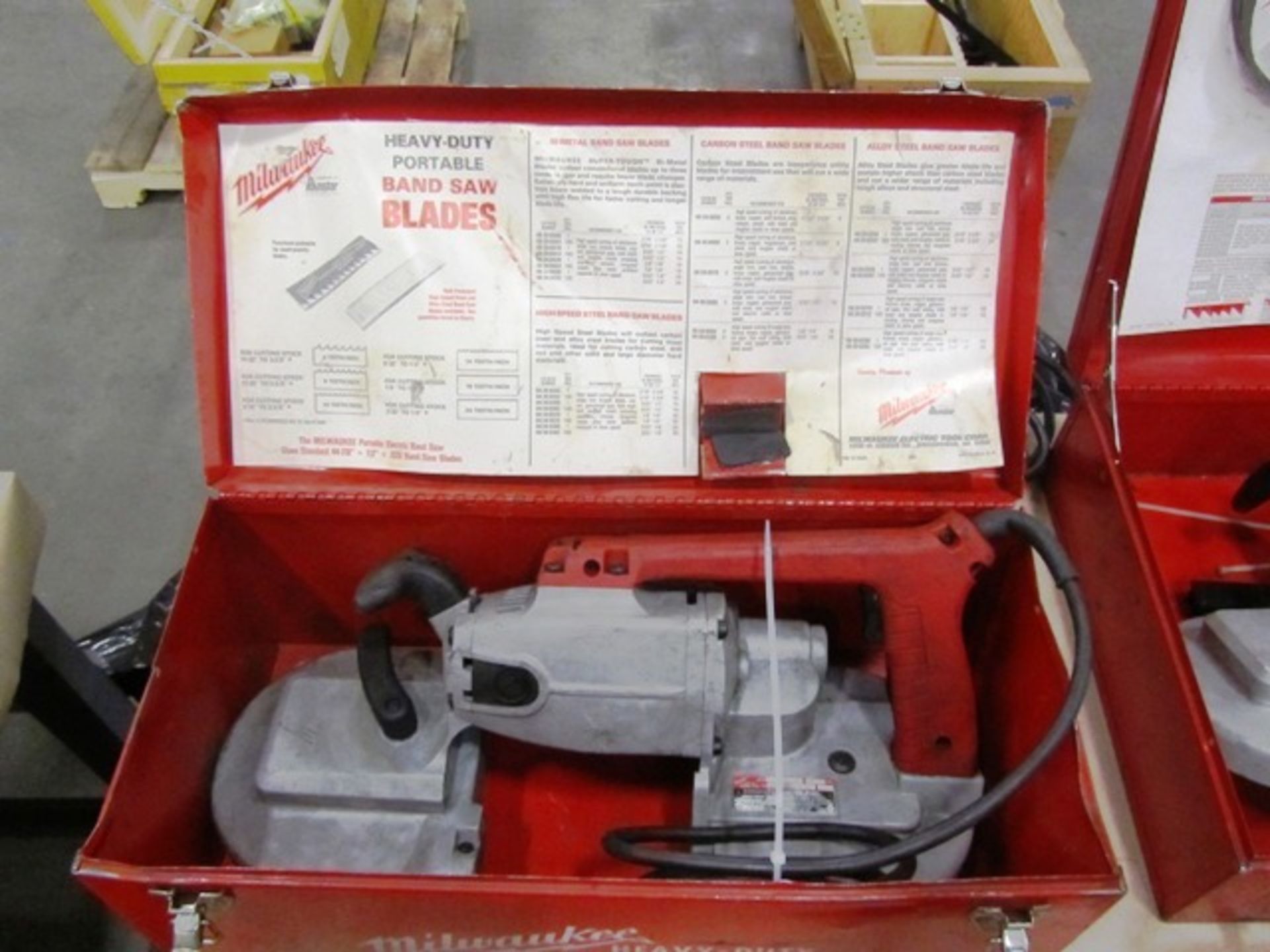 Milwaukee Electric Portable Horizontal Band Saw