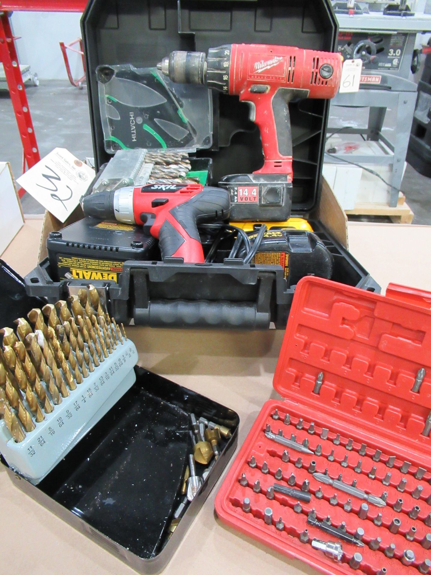 DeWalt, Milwaukee & Skil Hand Drills