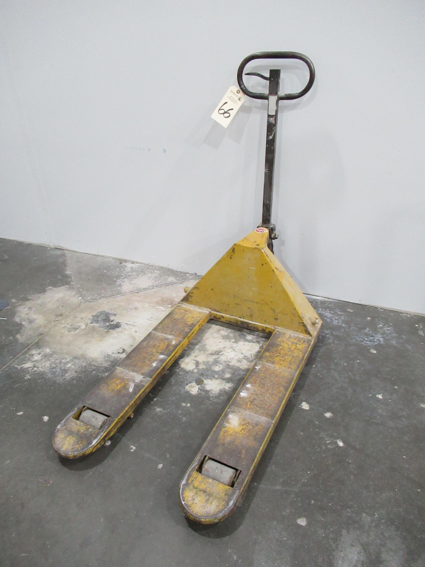 Pallet Jack 5,000lb Capacity