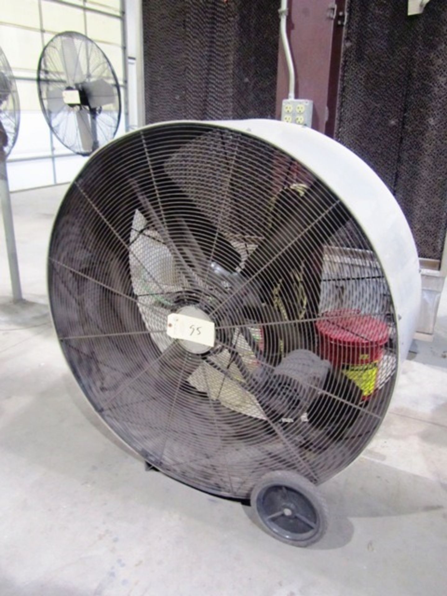 TPI 48'' Portable Floor Fan