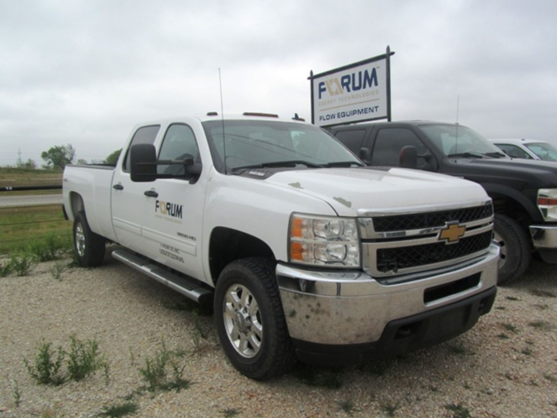 Chevrolet Silverado 3500HD 4X4 Pick-Up Truck - Bild 2 aus 4