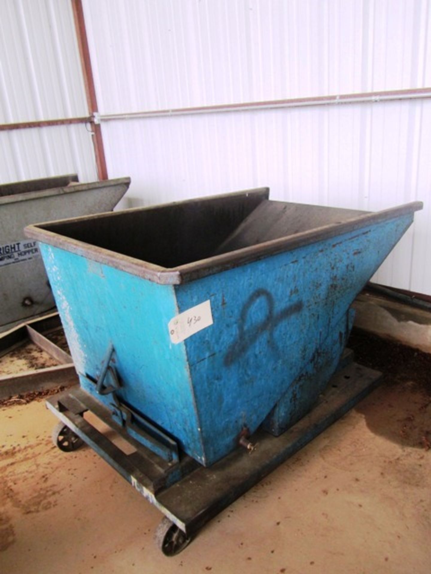 Portable Self Dumping Hopper