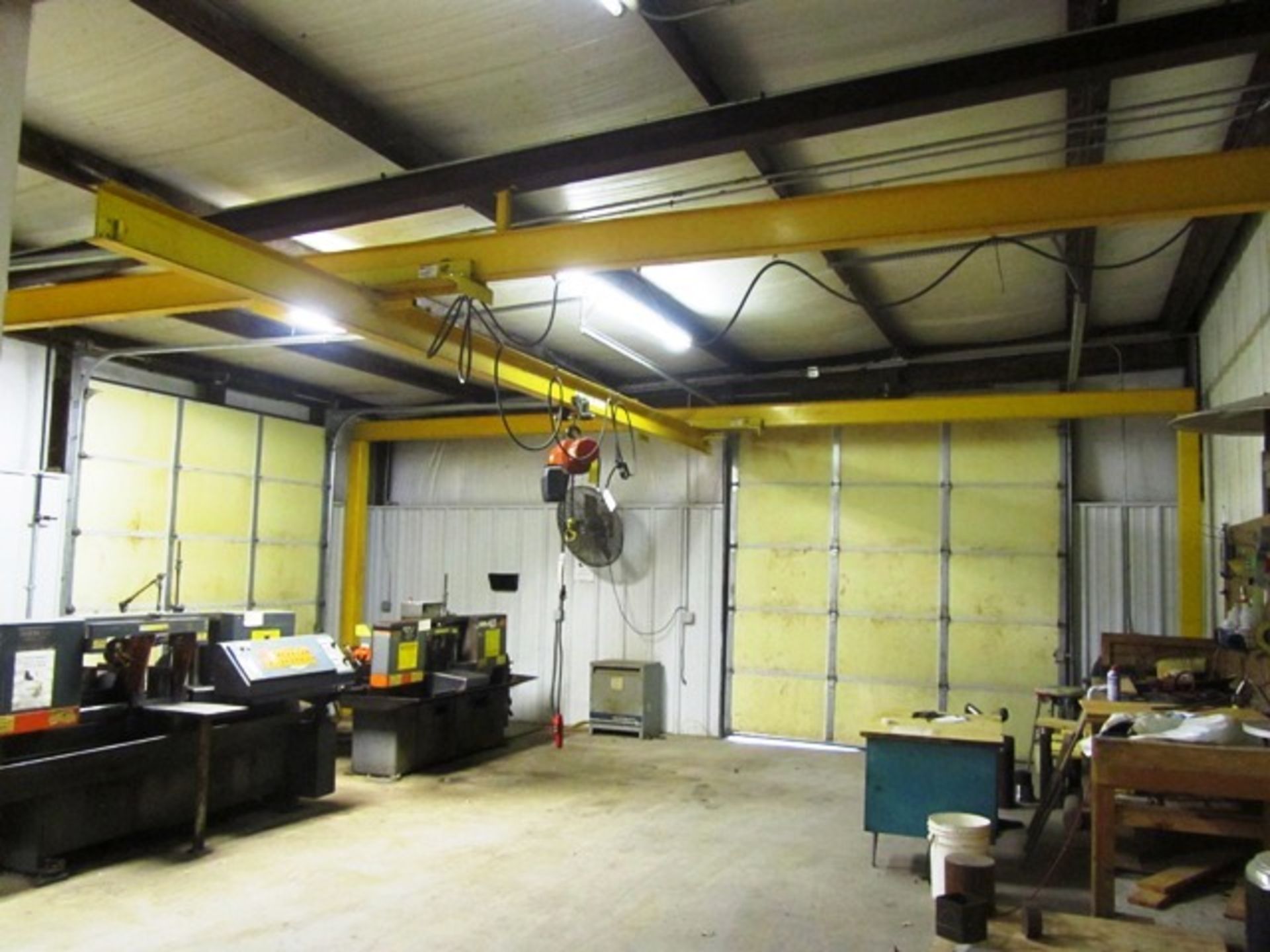 Self Supporting 1/4 Ton Approx 26'L x 22'W Bridge Crane System