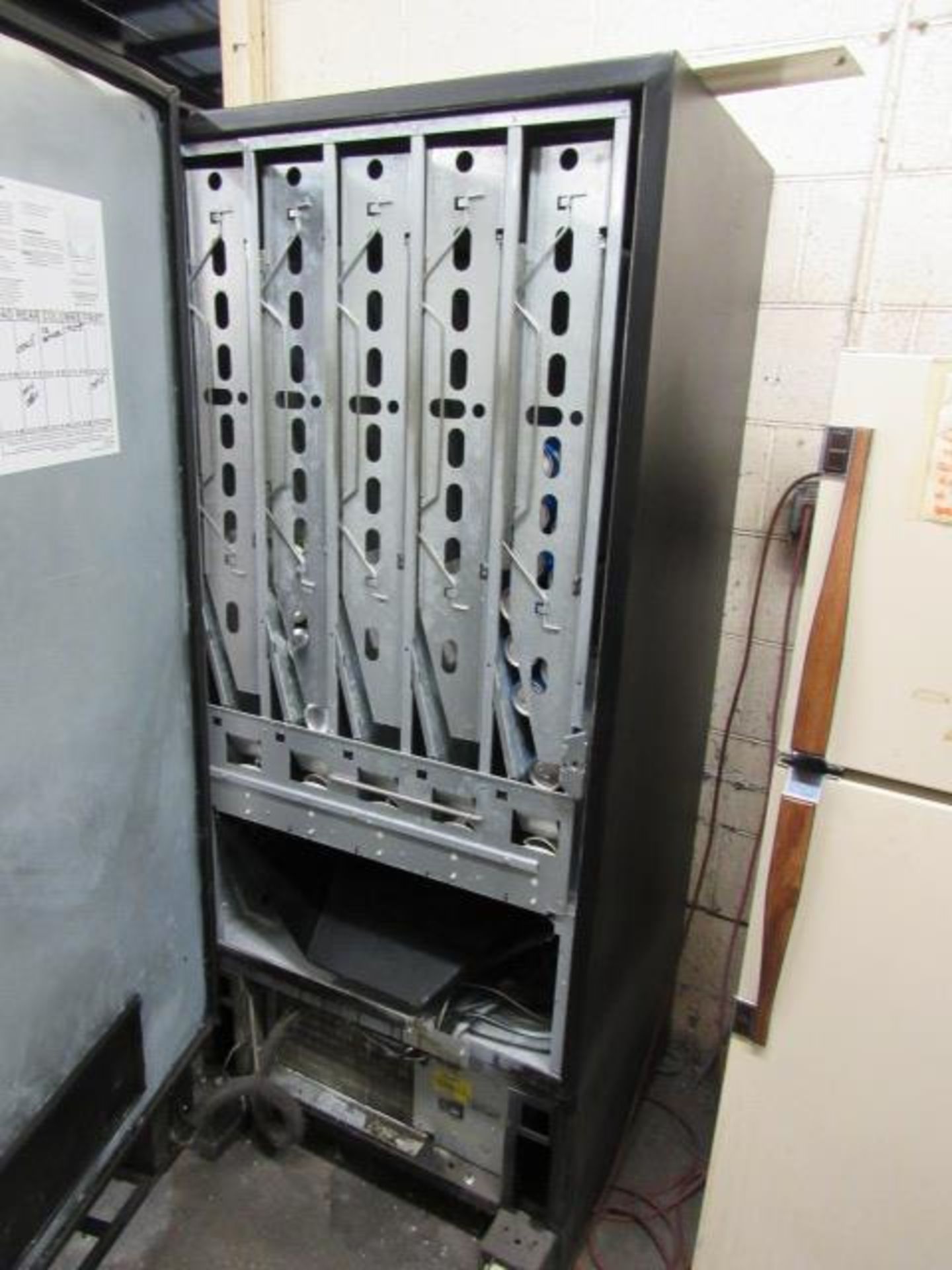 Digital Vending Machine - Image 3 of 5