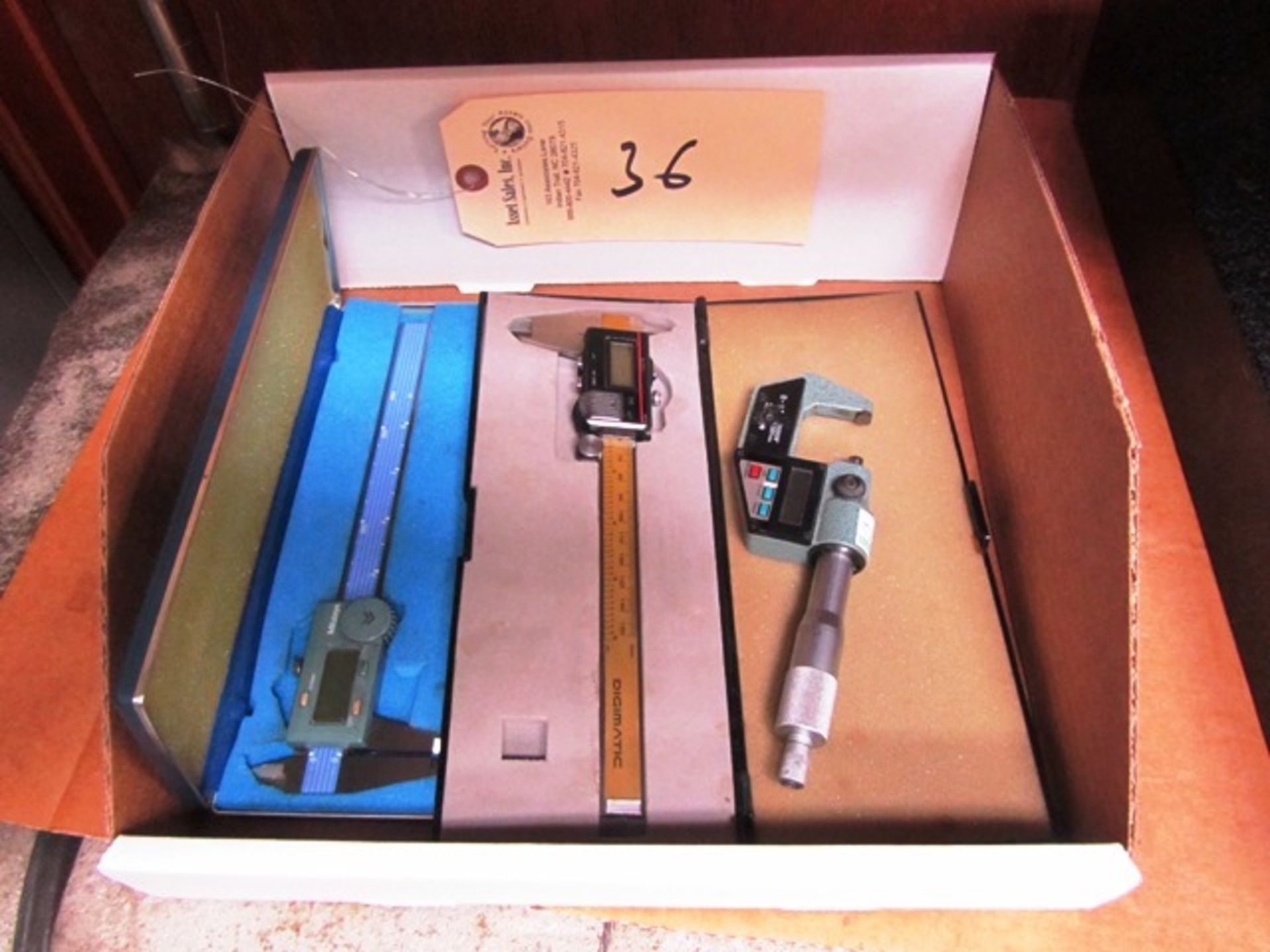 (2) Mitutoyo 6'' Digital Vernier Calipers & (1) Mitutoyo 0'' - 1'' Digital Micrometer