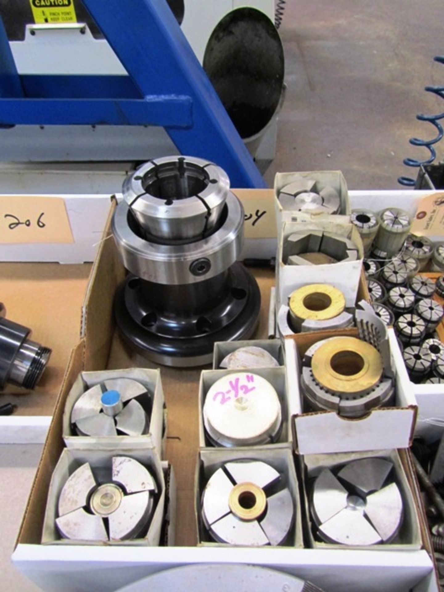 Royal P/N 45112-B S-26C 6,000 RPM Collet Chuck with Master Collet & Collet Pads