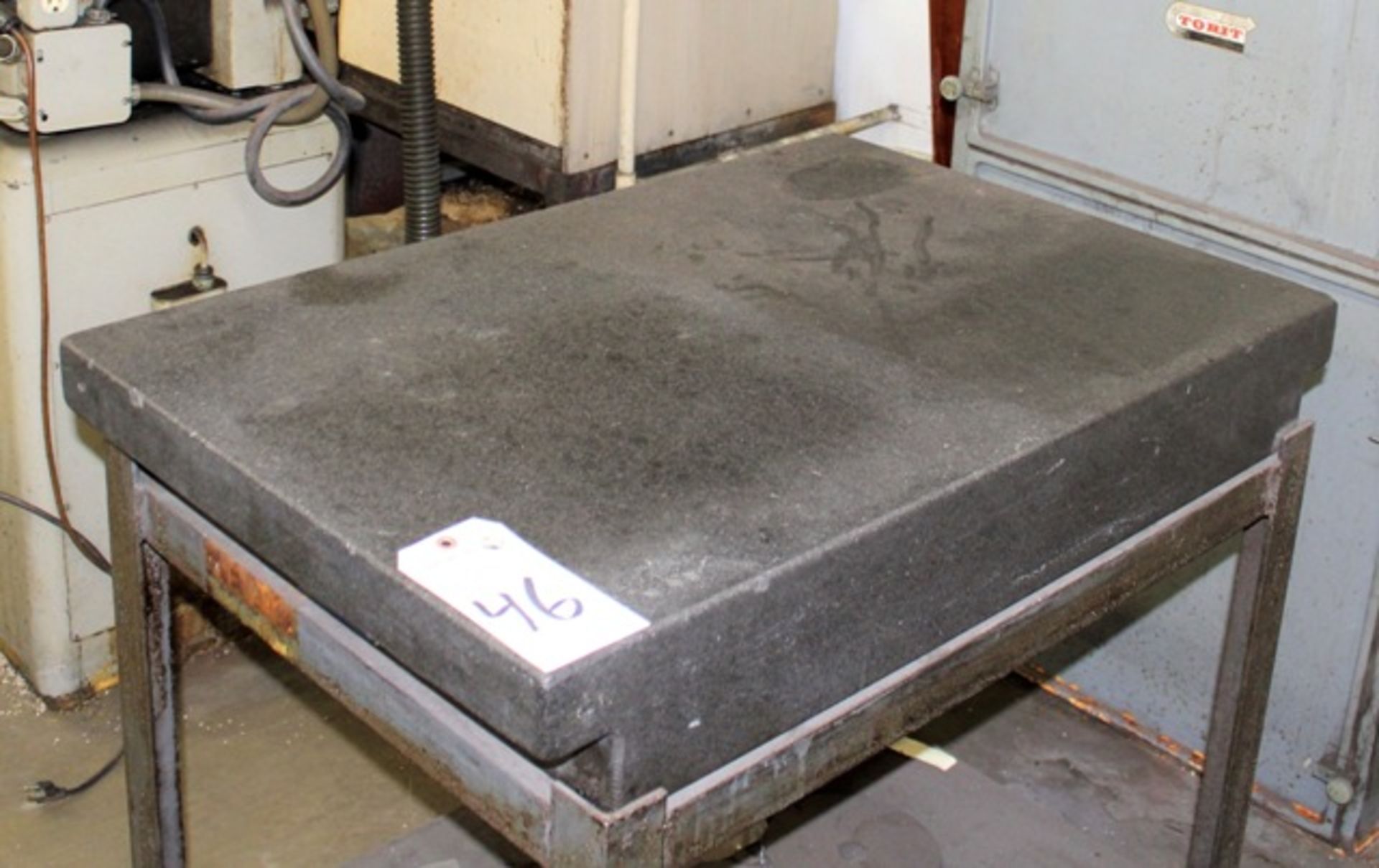 24'' x 36'' Granite Surplus Table
