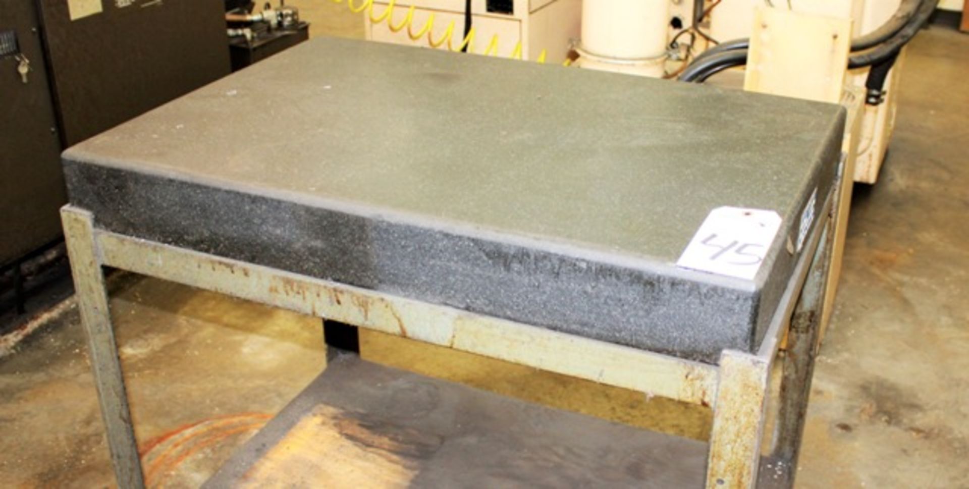 24'' x 36'' Granite Surplus Table