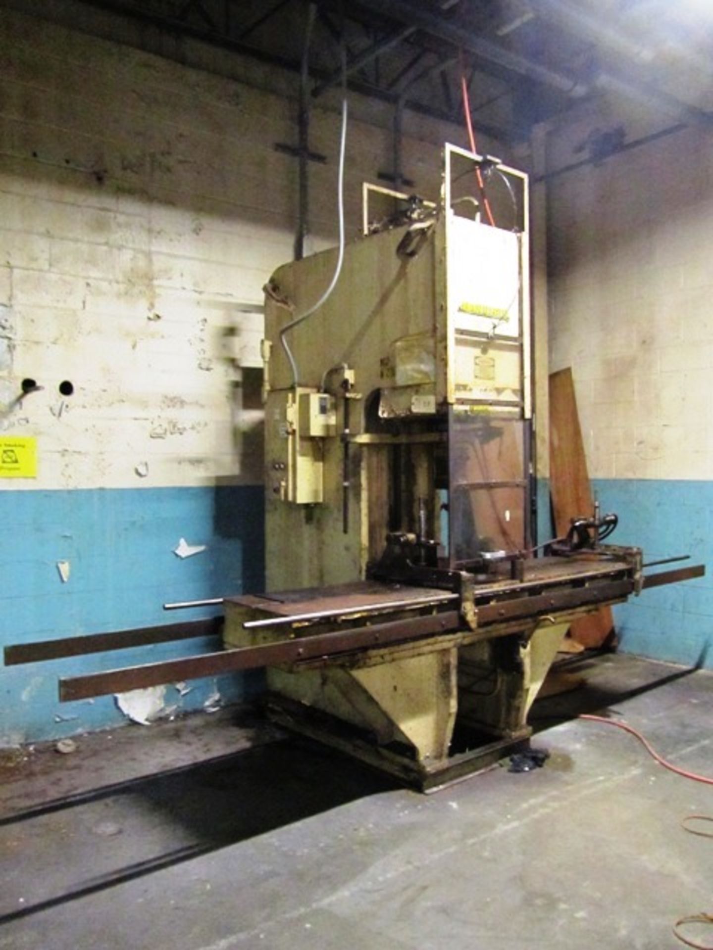 Hannifin S-100-96-12-4-1-SP 100 Ton Vertical Hydraulic Press - Image 2 of 3