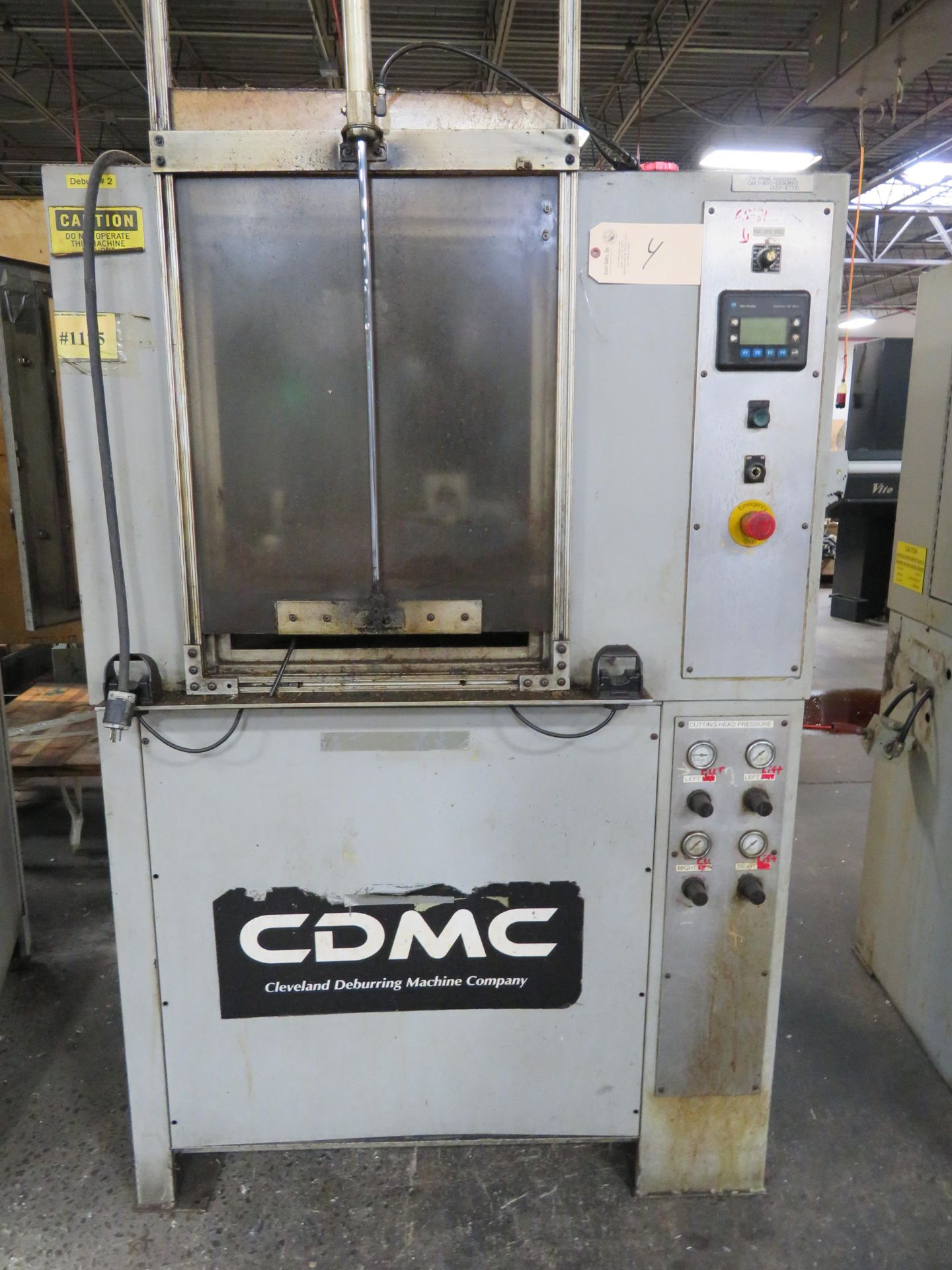 CDMC Model 1000 Vertical Deburring Machine - Image 2 of 3