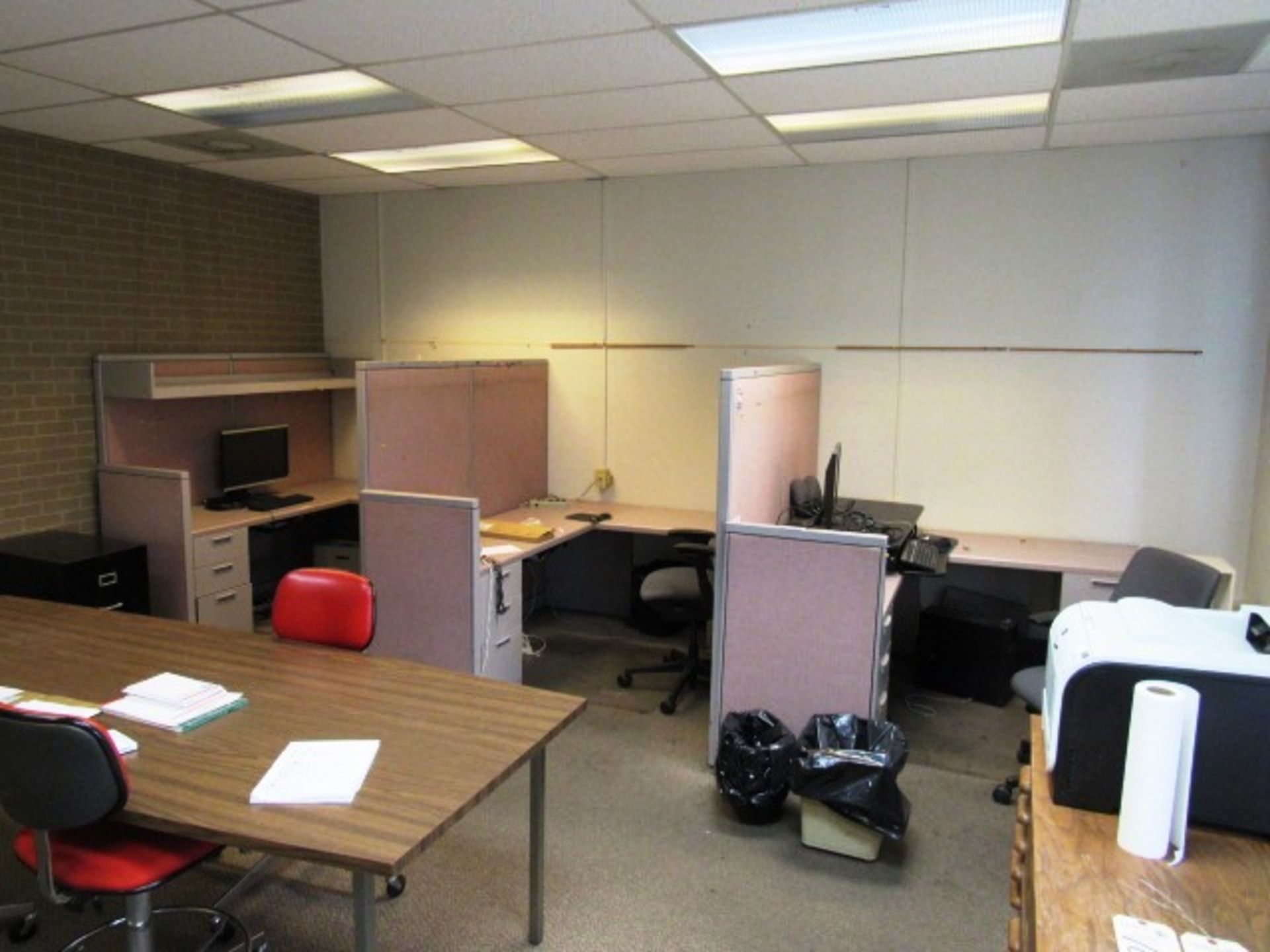 (8) Cubicles