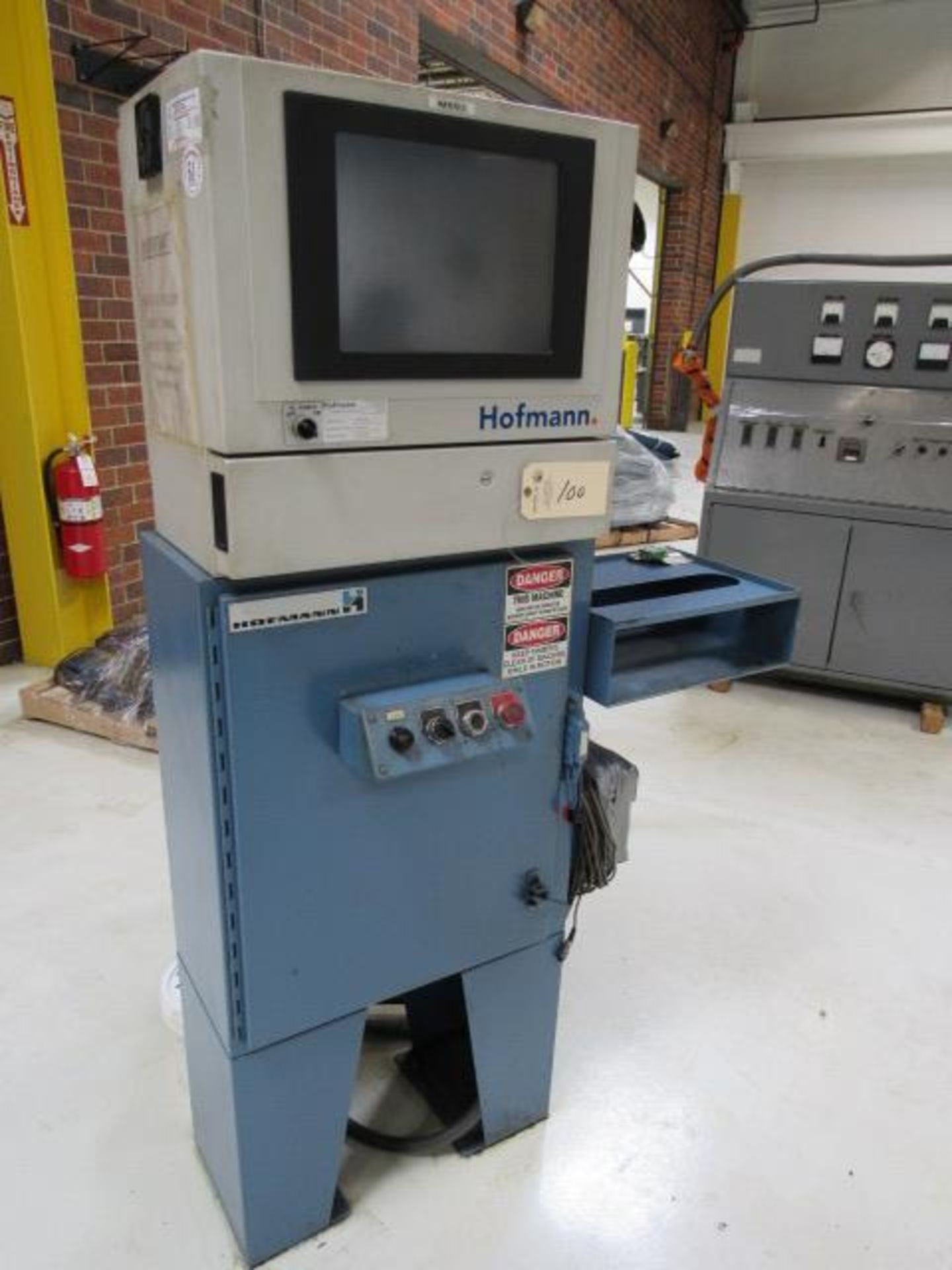 Hofmann HD-23.1 CNC Roll Balancer - Image 2 of 6