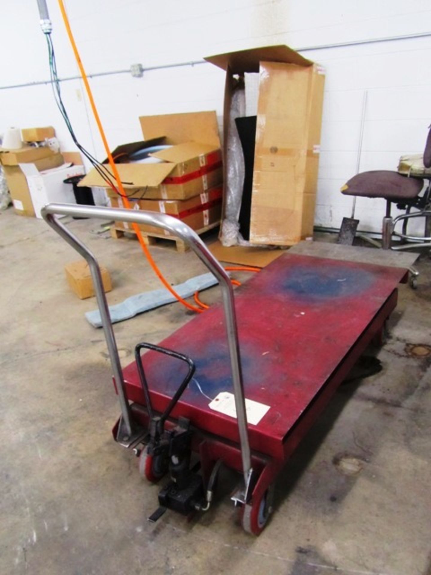 Northern Industrial 2,200lb Capacity Hydraulic Portable Die Lift Cart