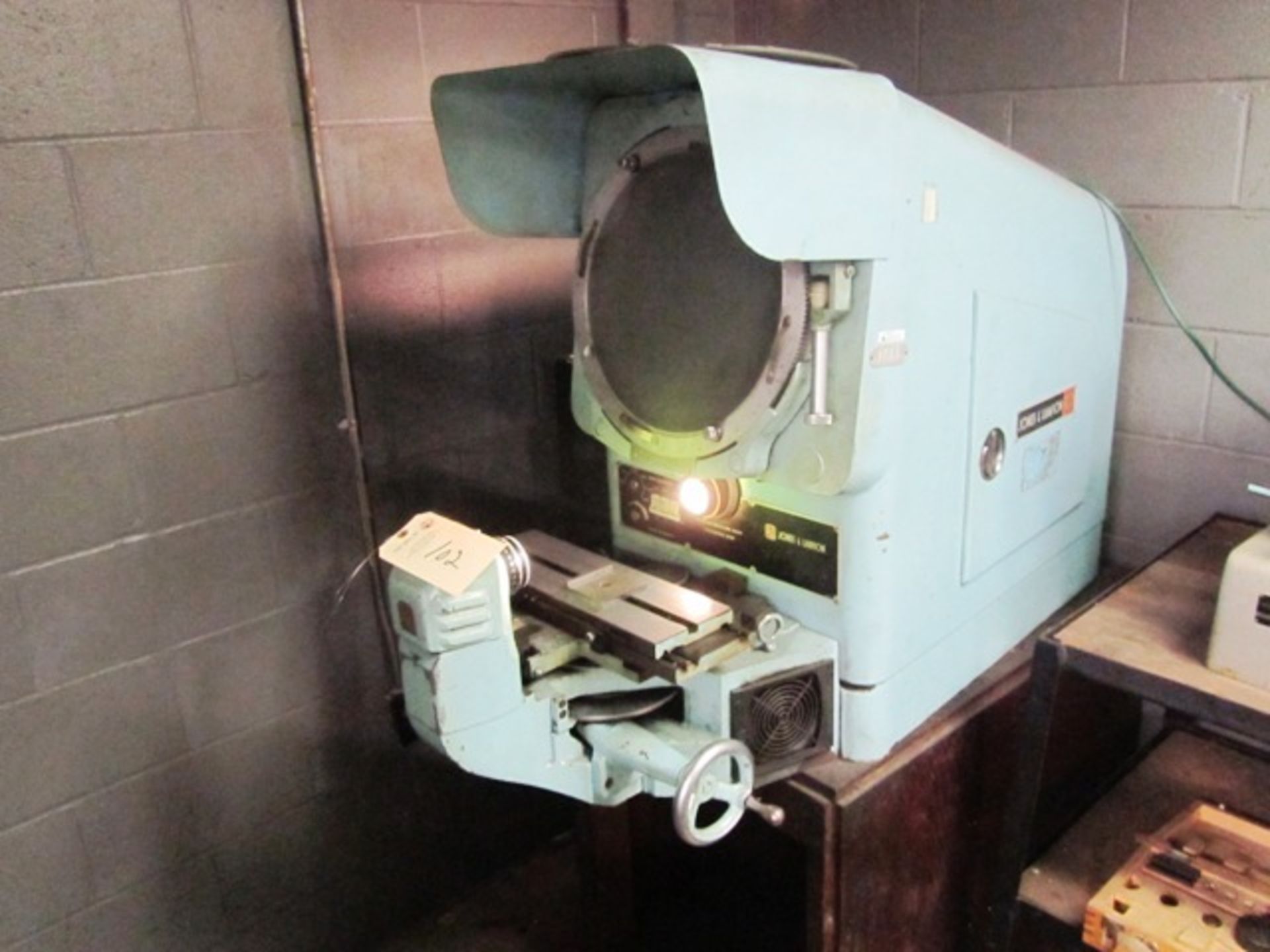 Jones & Lamson 14'' Bench Type Optical Comparator
