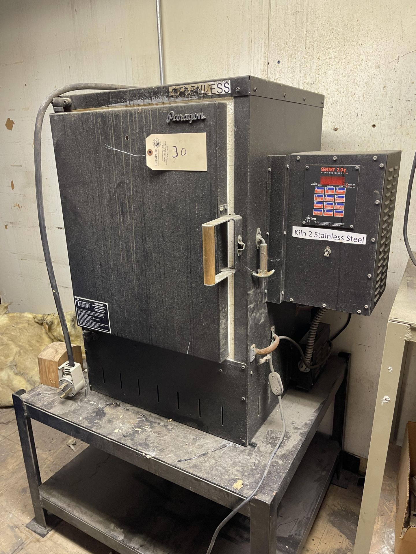 Paragon Model Iguana 18'' x 18'' x 22'' Tall Kiln Oven - Image 2 of 5