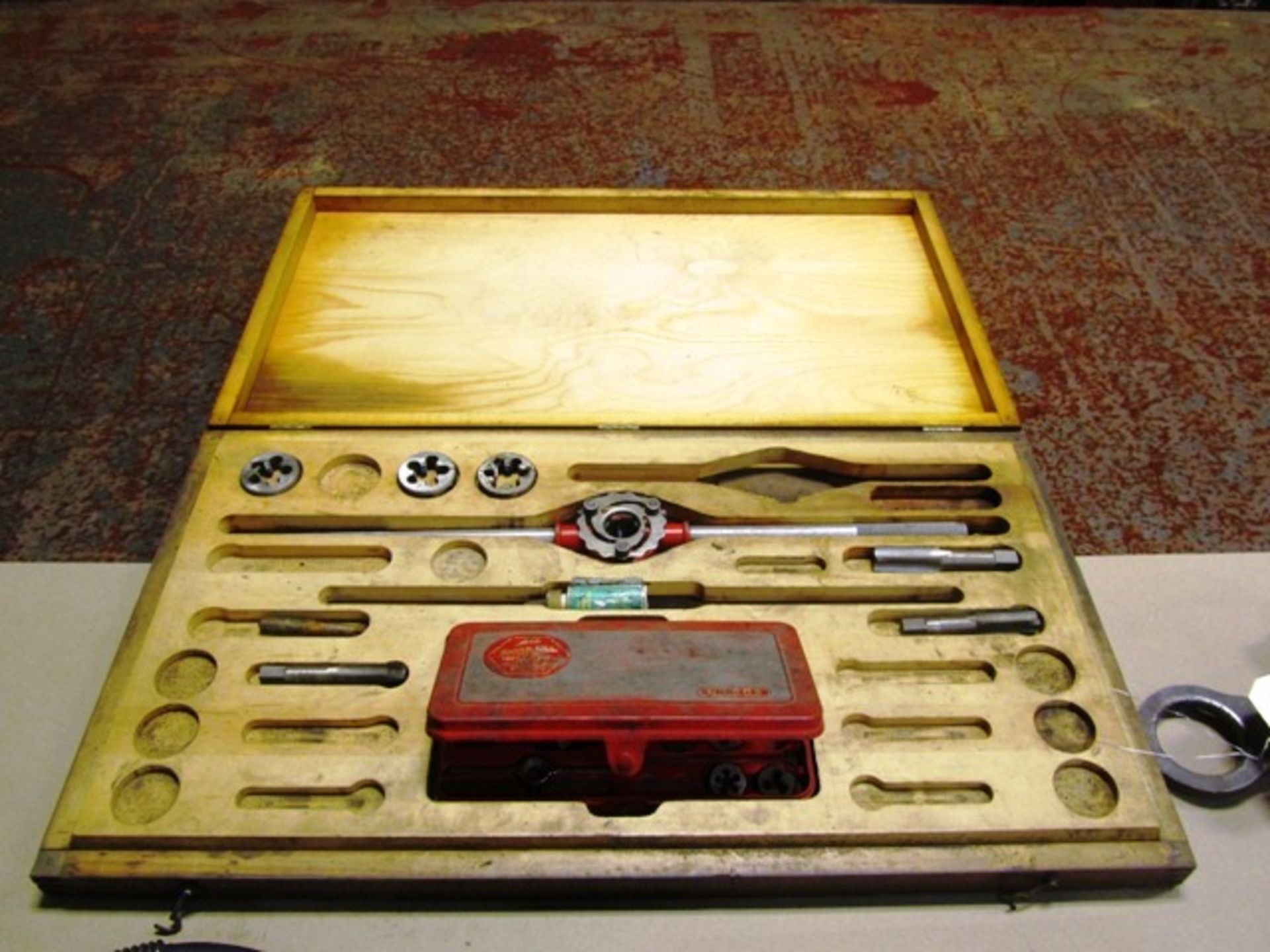 Tap & Die Set