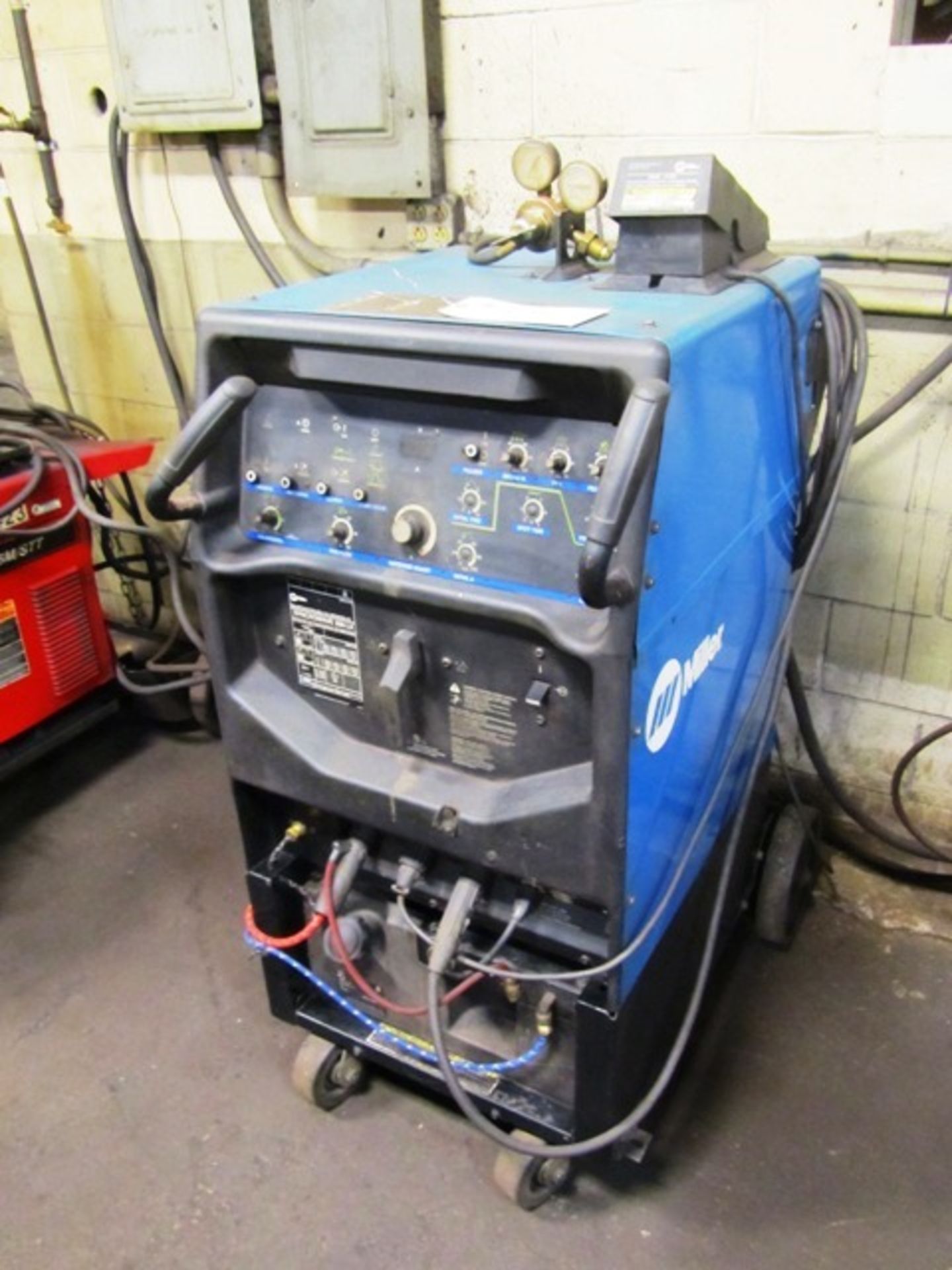 Miller Synchowave 350LX Portable Tig Welder