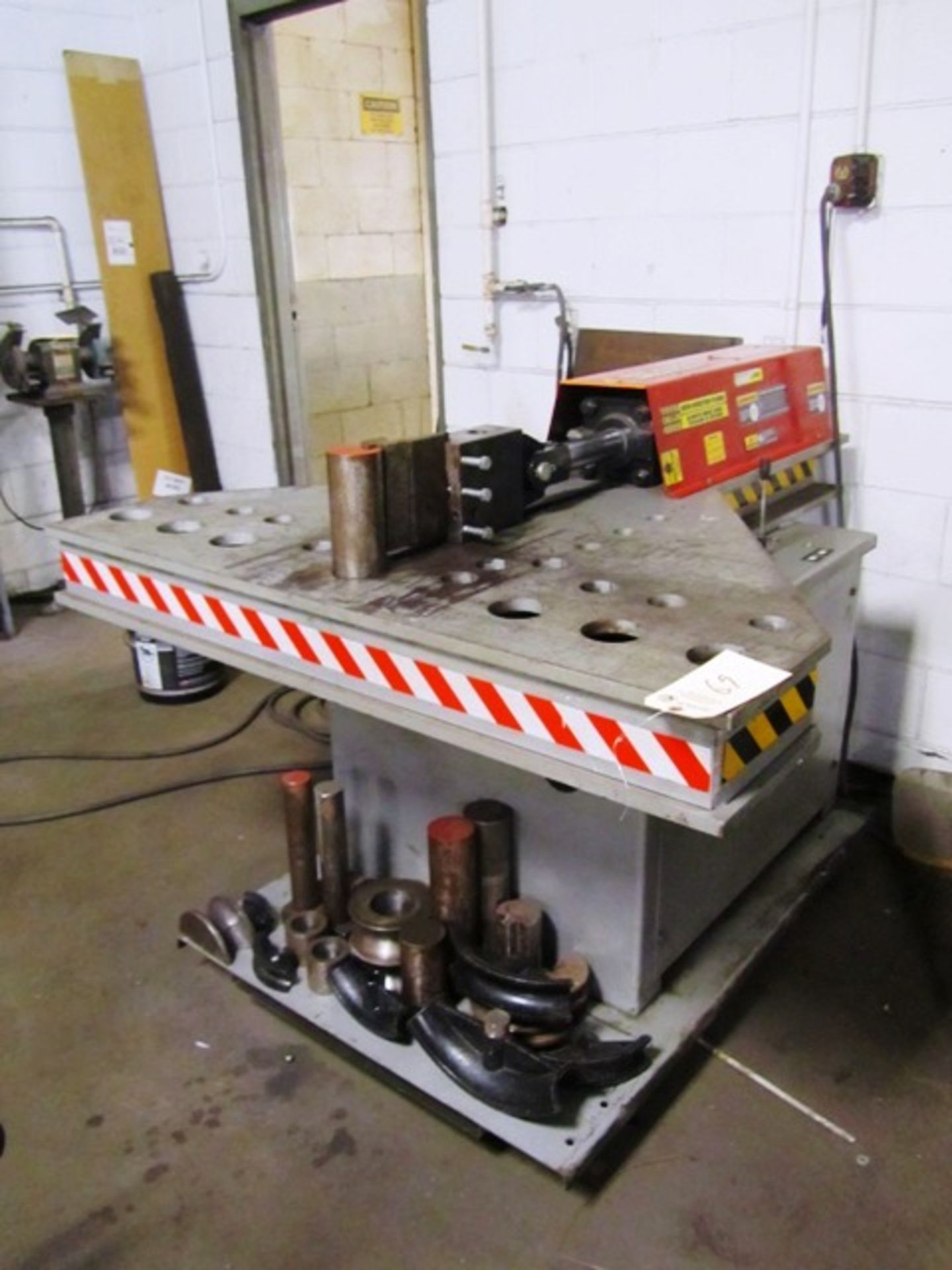 Big Brute Horizontal Ram Hydraulic Bender