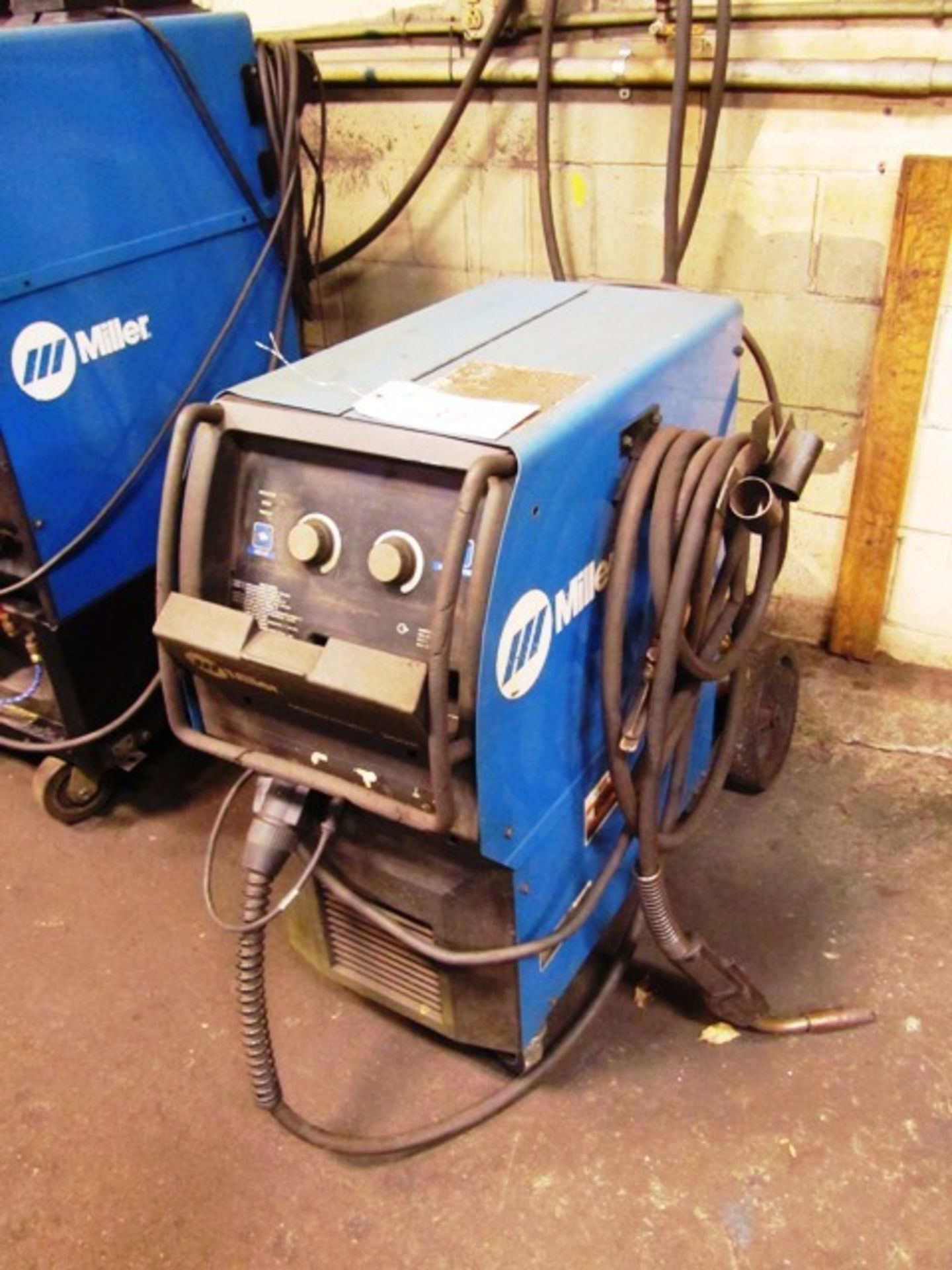 Miller Millermatic 350P Portable Mig Welder