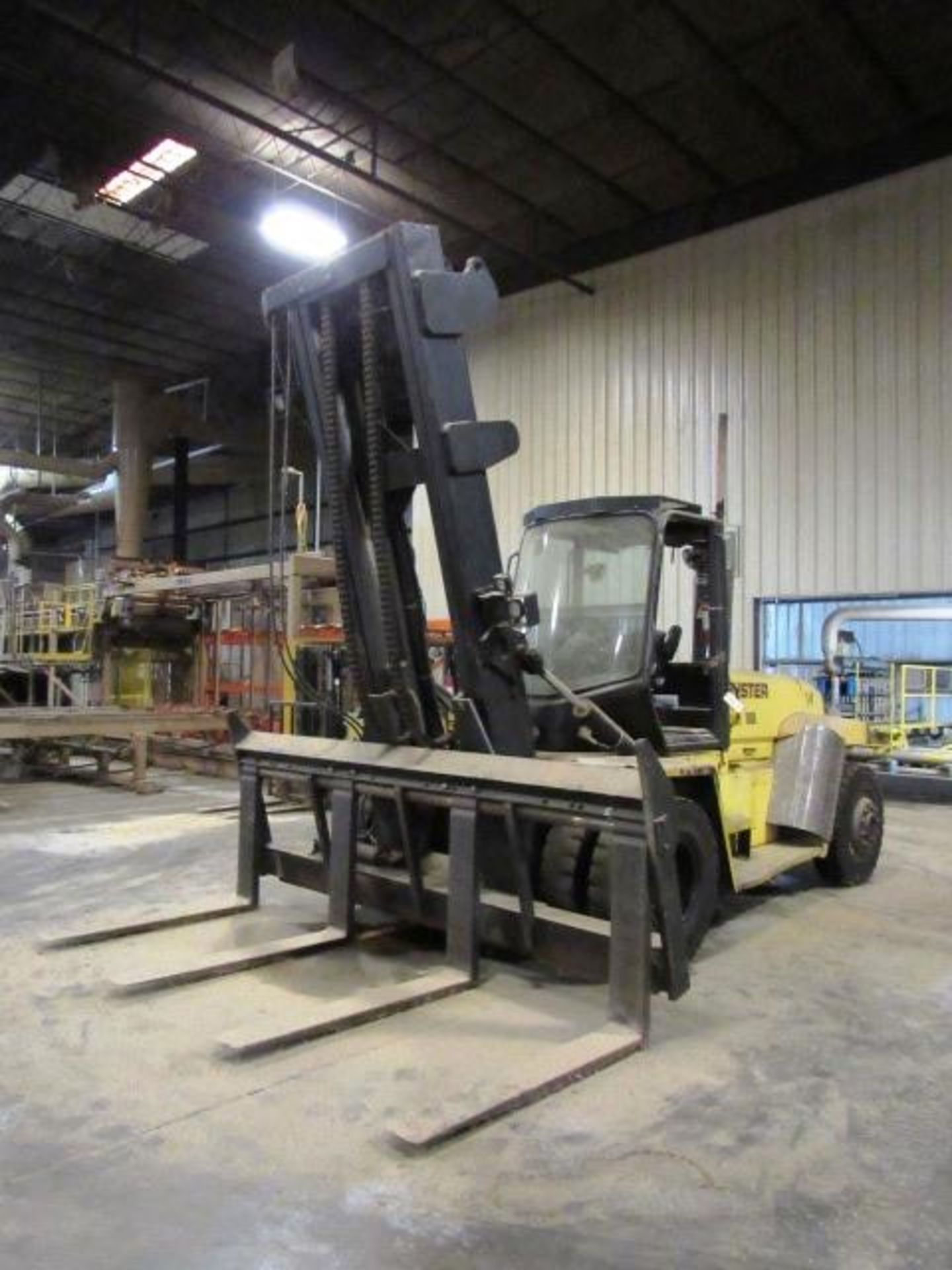 Hyster Model H300D 30,000lb Capacity Diesel Yard Forklift