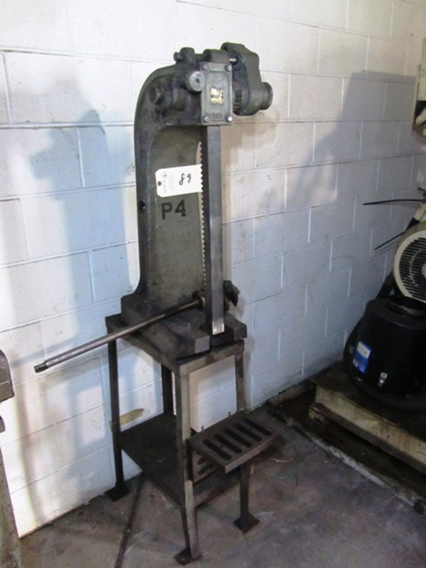 Dake Model 2-1/2 Pedestal Arbor Press