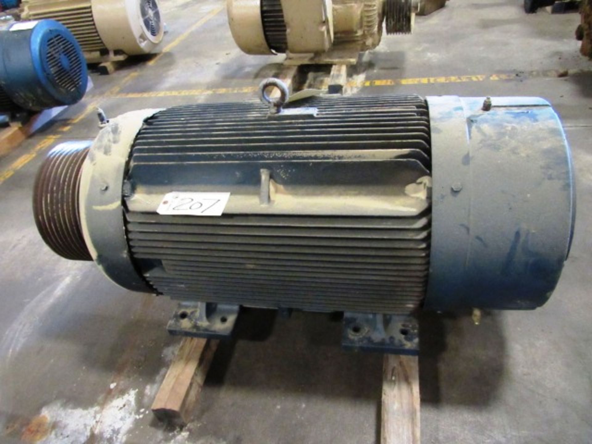 Siemens Nema RGZEESD 250HP Motor, sn:E05T0111NP-3