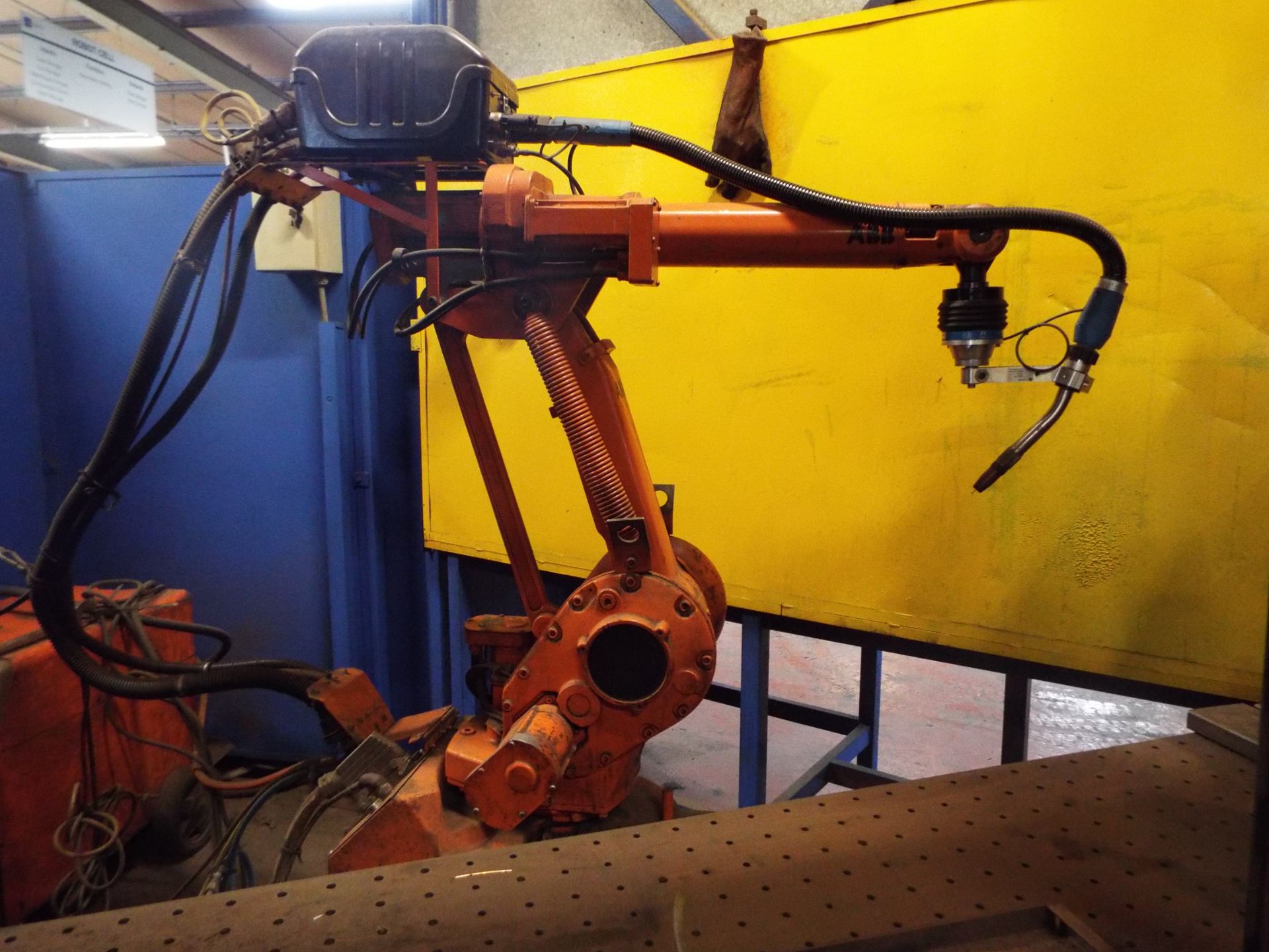 Robotic Mig Welding Cell - Image 11 of 12