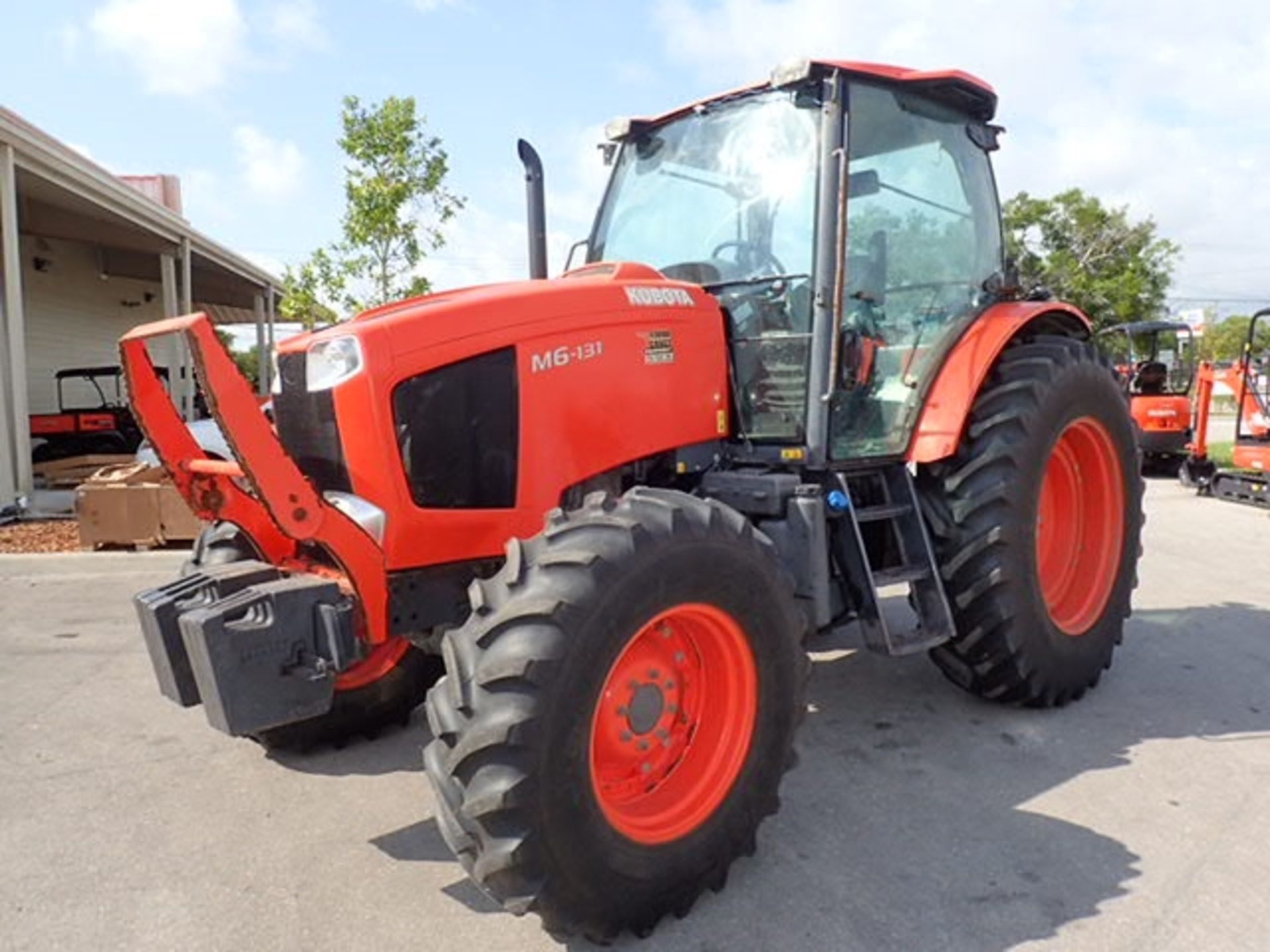 Kubota M6-131