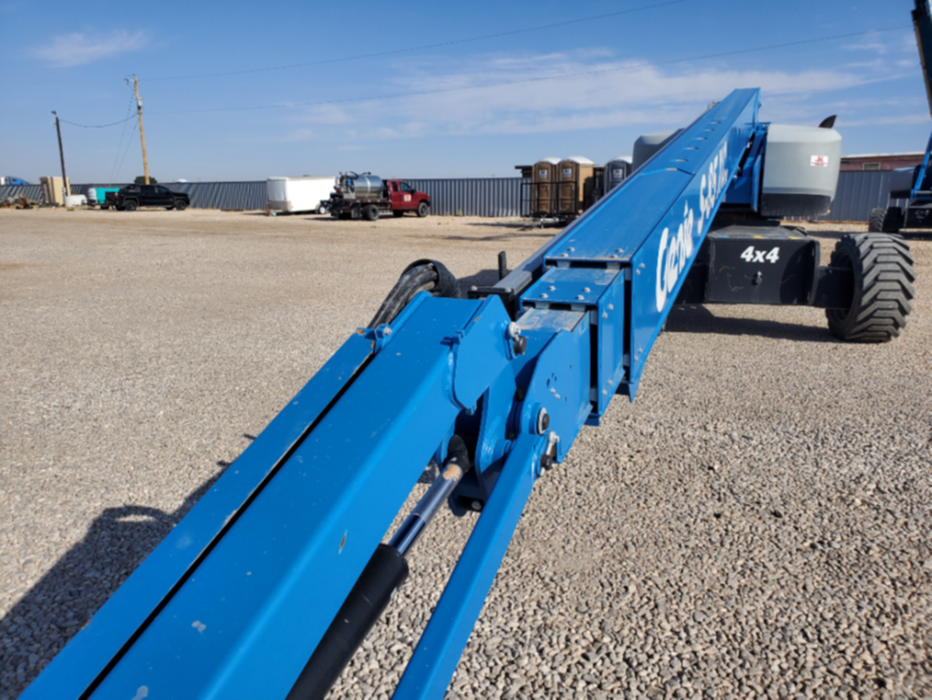 Genie S-85 XC Boom Lift - Image 24 of 42