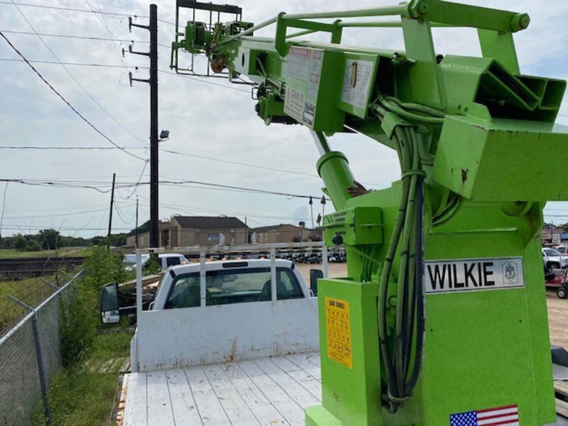 2017 Ford F750 w/ Wilkie MFG 72R Crane - Image 18 of 22